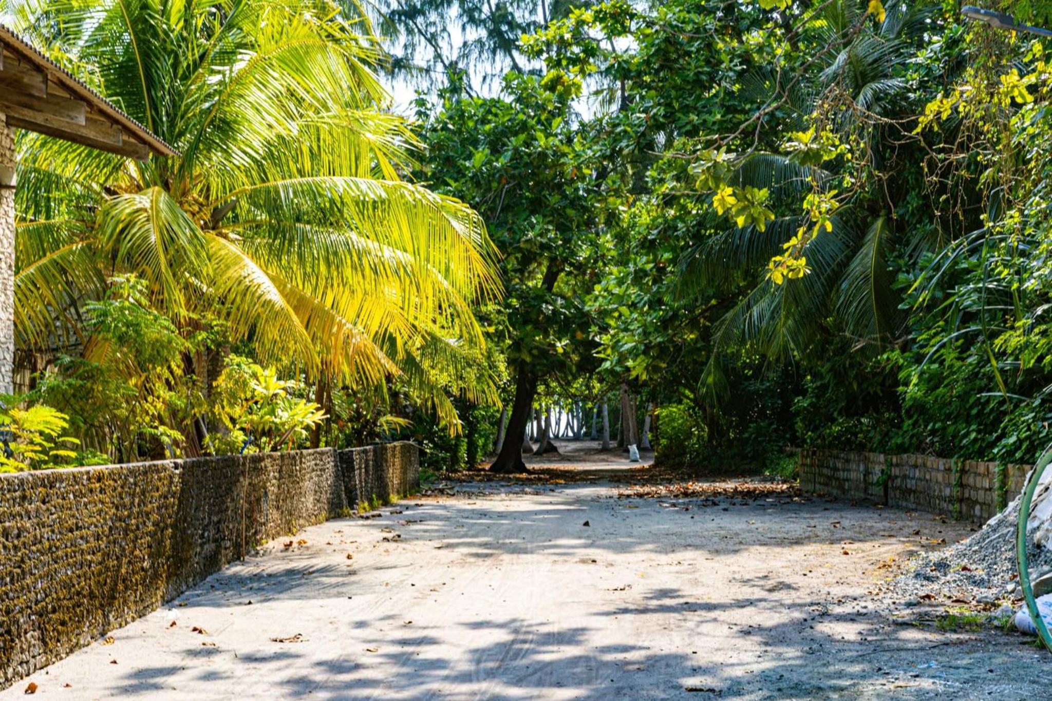Feridhoo Beach Villa