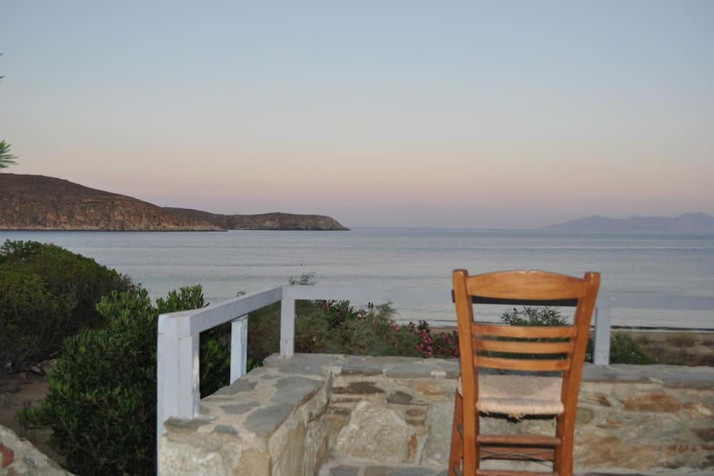 Design house on the beach view 4