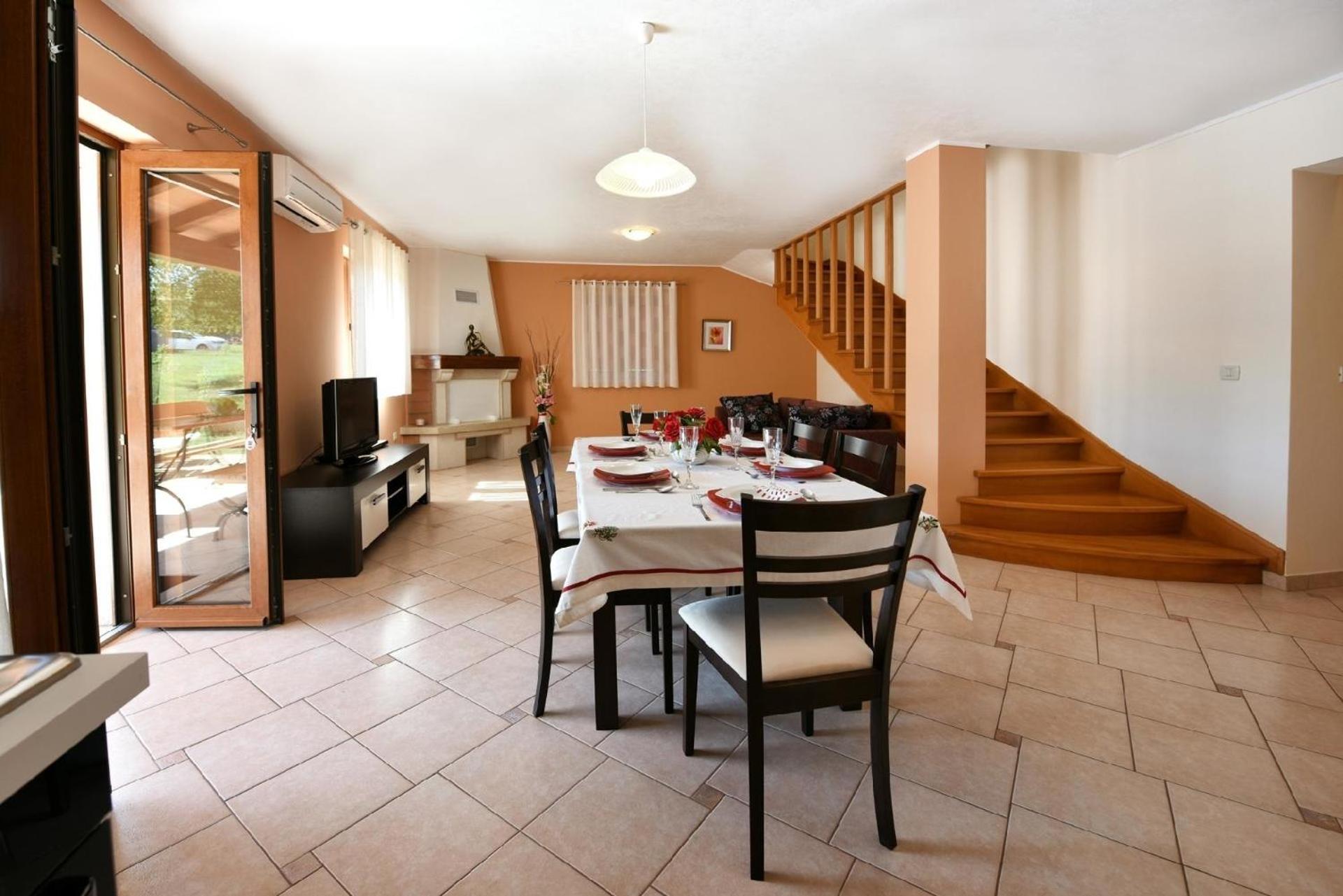 Ferienhaus mit Privatpool für 6 Personen ca 115 qm in Radetici, Istrien Binnenland von Istrien - b54831