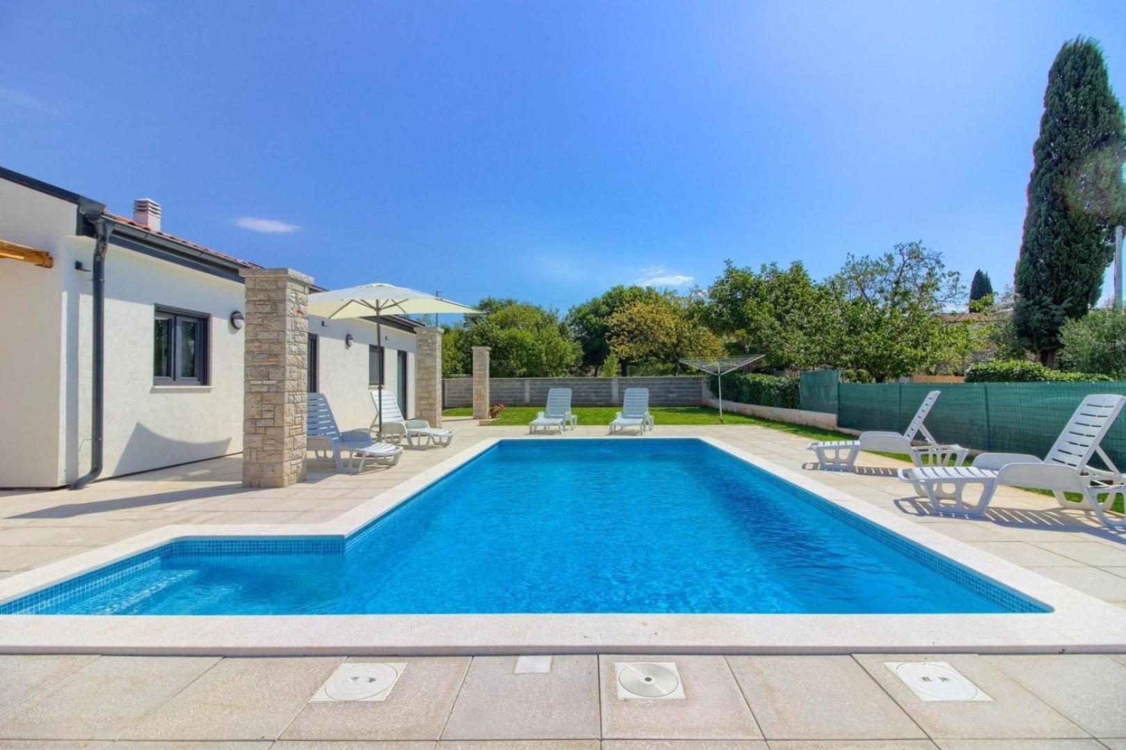 Ferienhaus mit Privatpool für 8 Personen ca 130 qm in Paradiž bei Vodnjan, Istrien Südküste von Istrien view 2