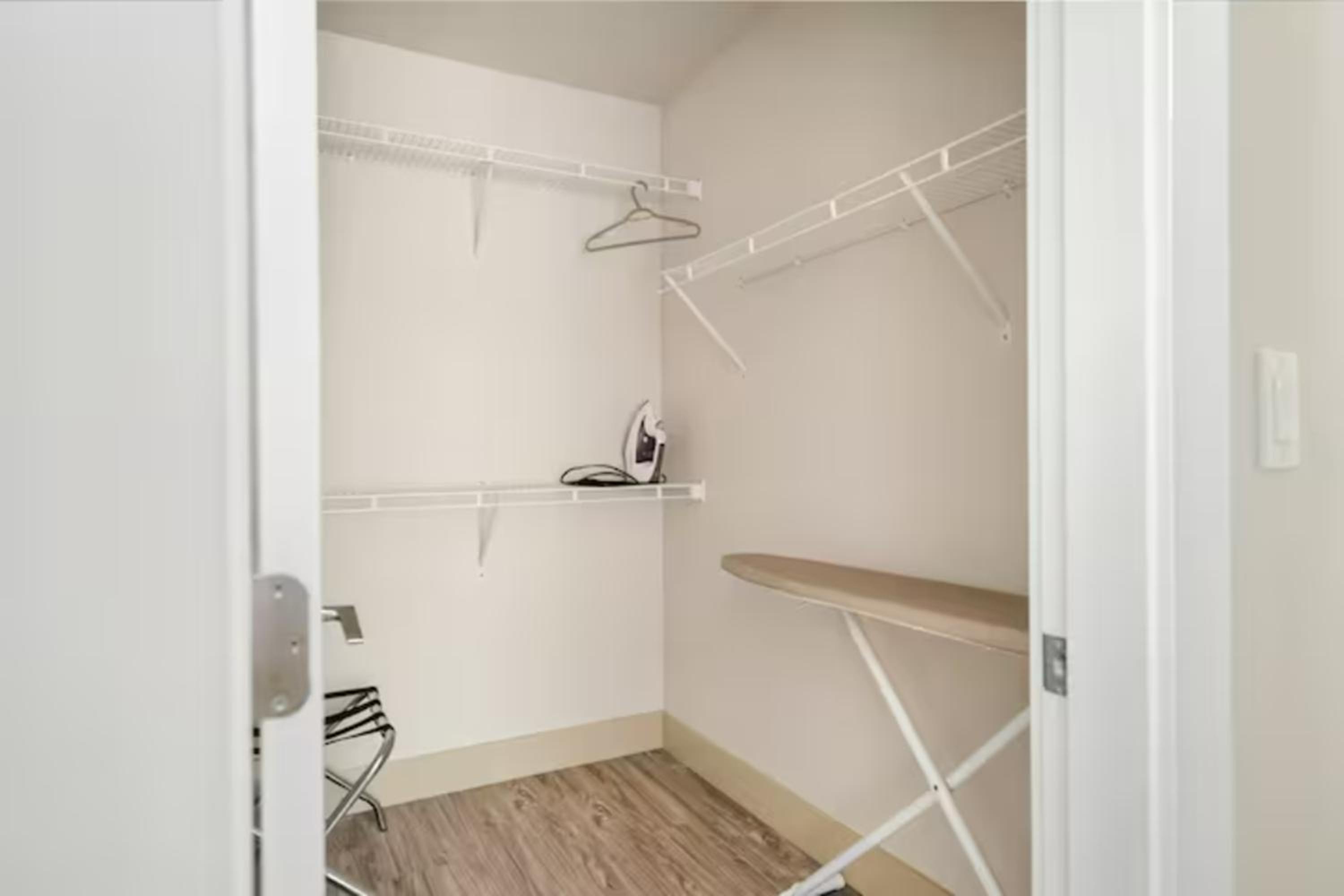 Mountain View Penthouse 7BR Combo Unit Bliss