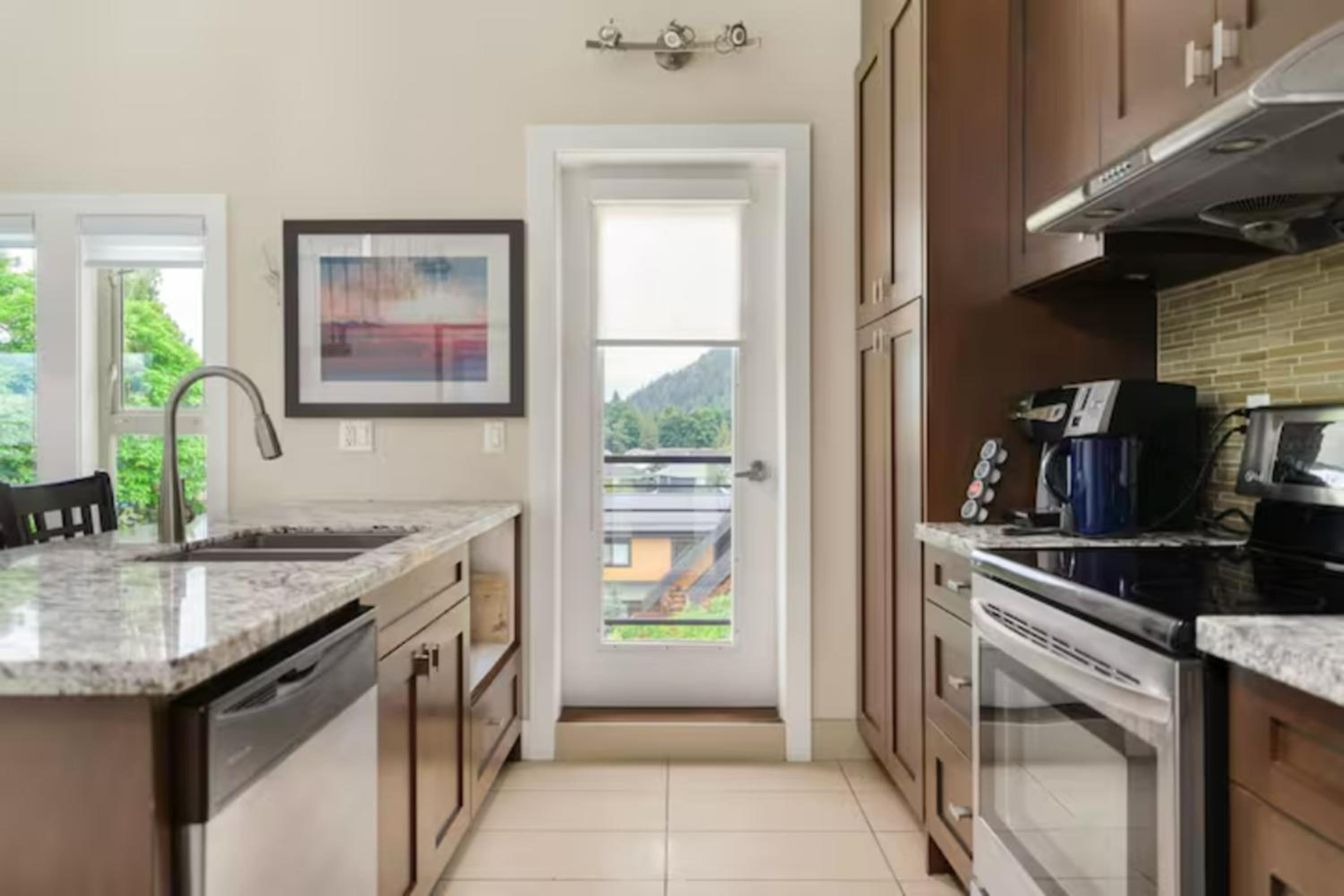 Mountain View Penthouse 7BR Combo Unit Bliss