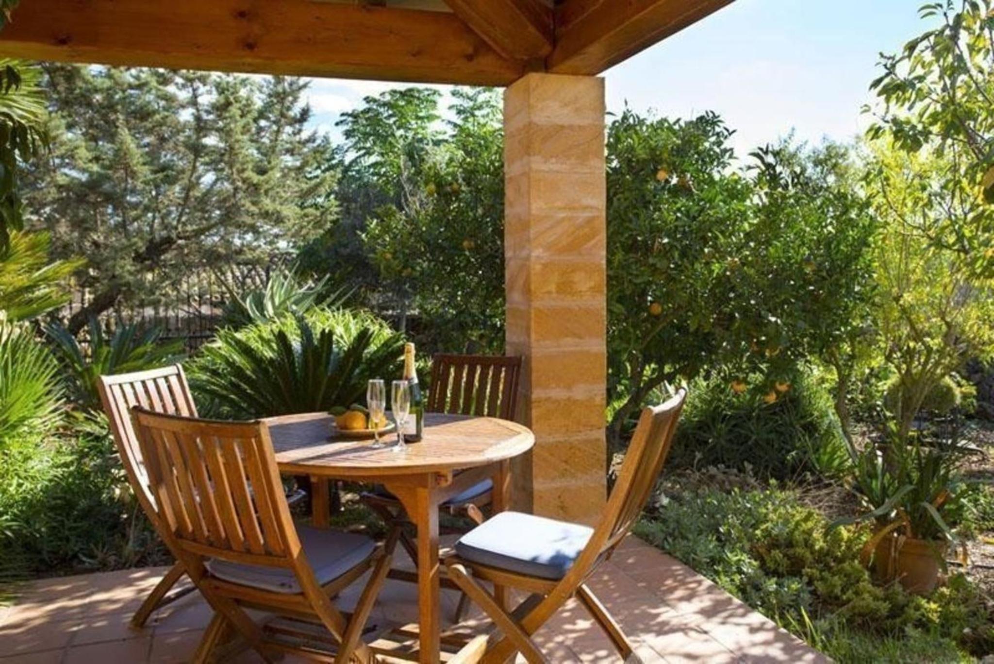 Finca Ca Na Inez mit Pool und Wifi view 3