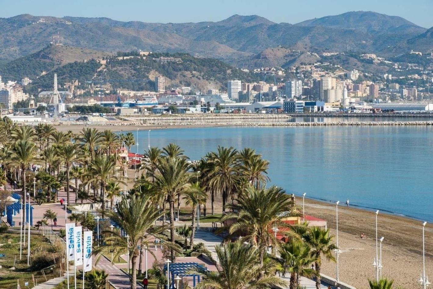 Wohnung Am Strand In Erster Linie Strand Malaga