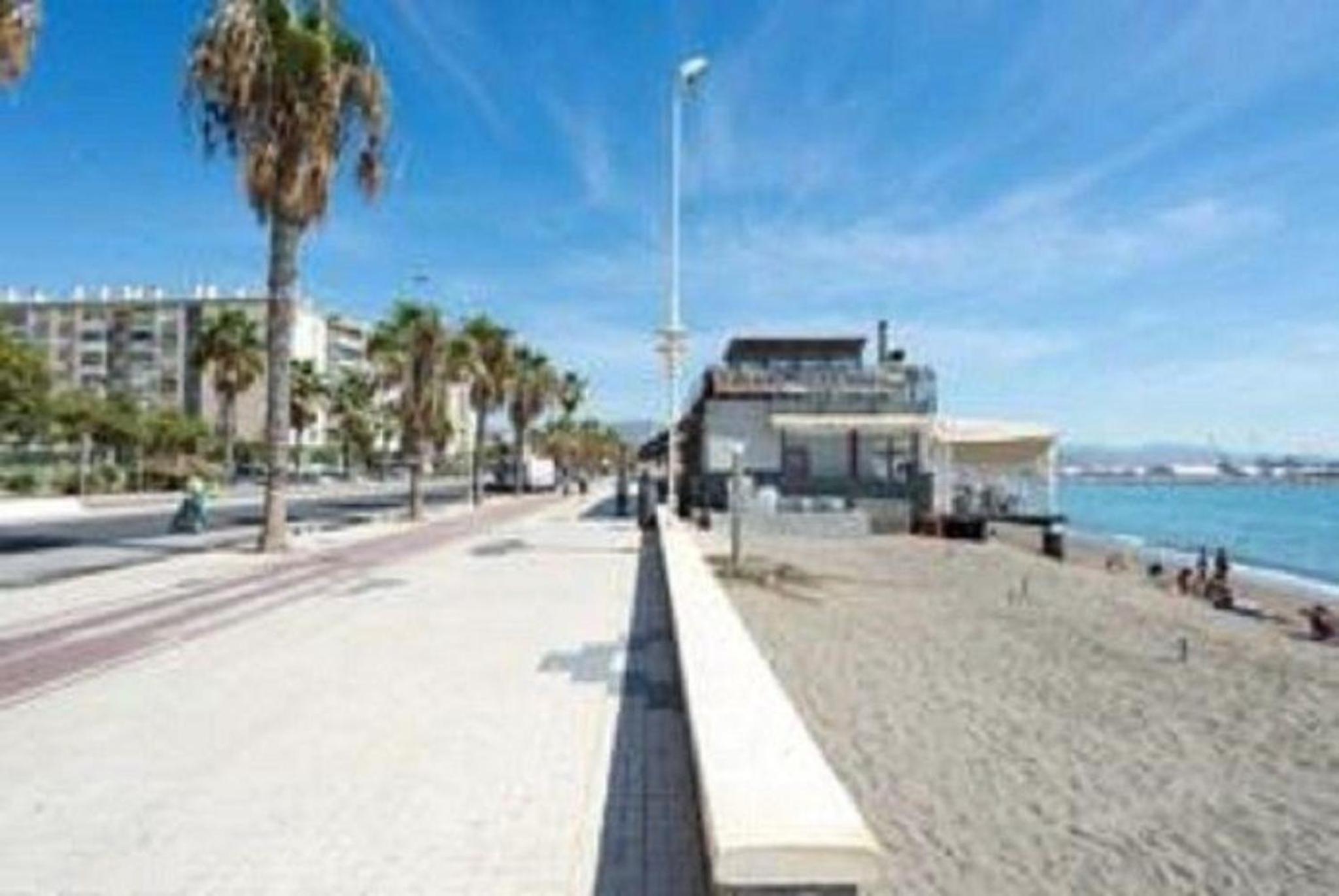 Wohnung Am Strand In Erster Linie Strand Malaga