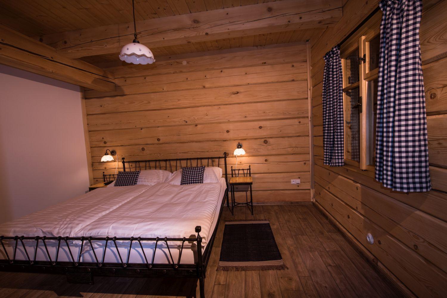 Roubenka u sjezdovky - Bělá pod Pradědem – Filipovice