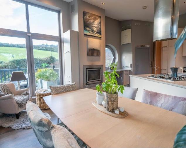 Luxurious villa south Dublin