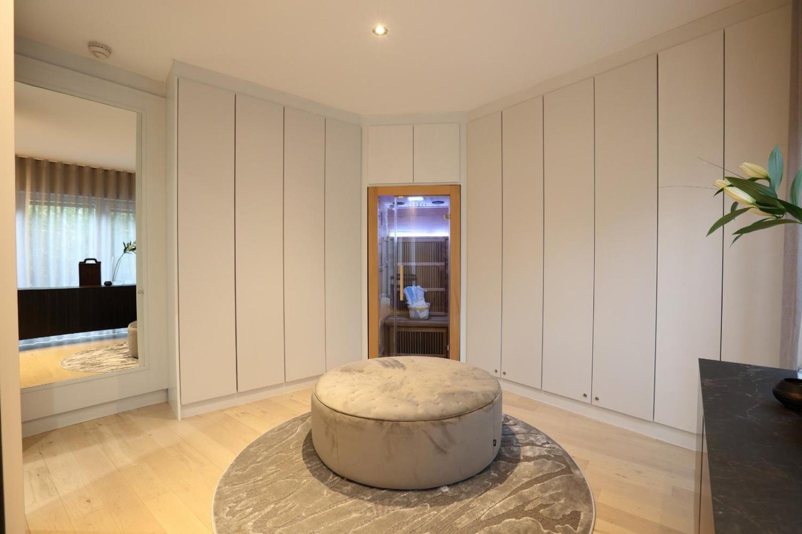 Luxurious villa south Dublin
