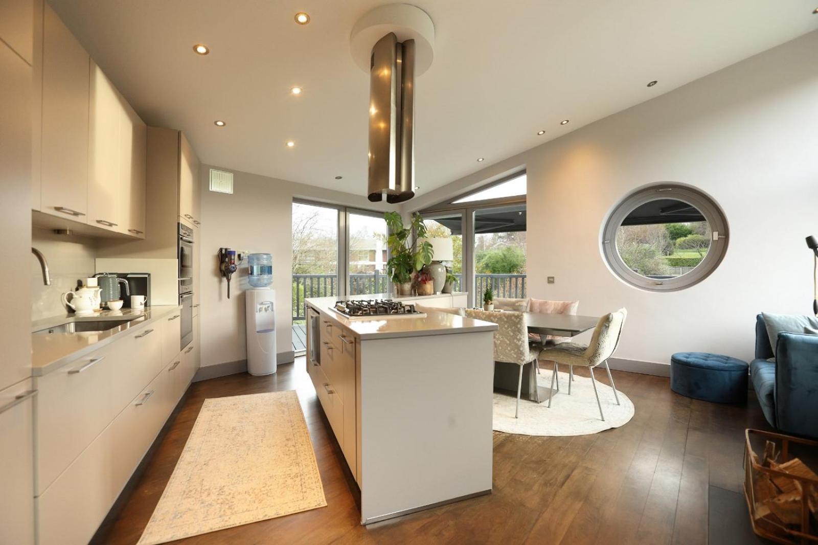 Luxurious villa south Dublin