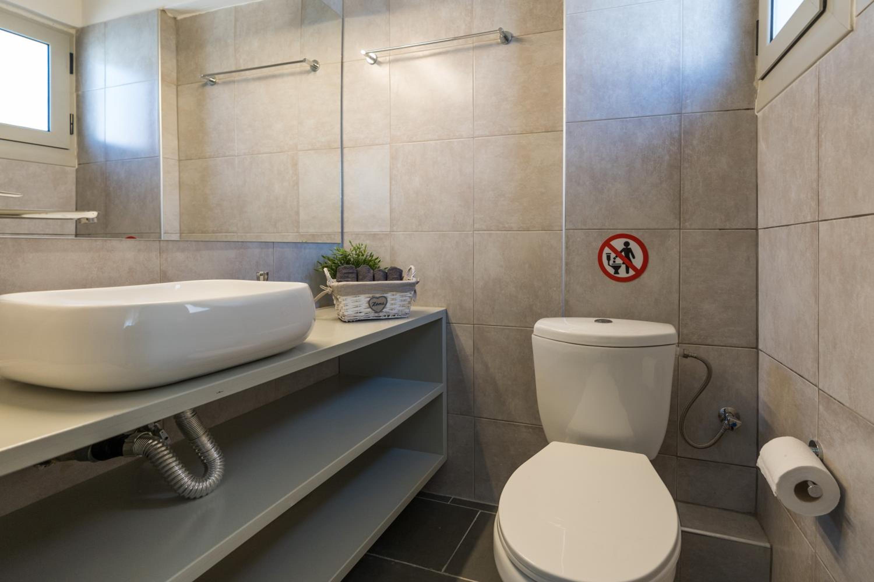 Platon Central Apartment