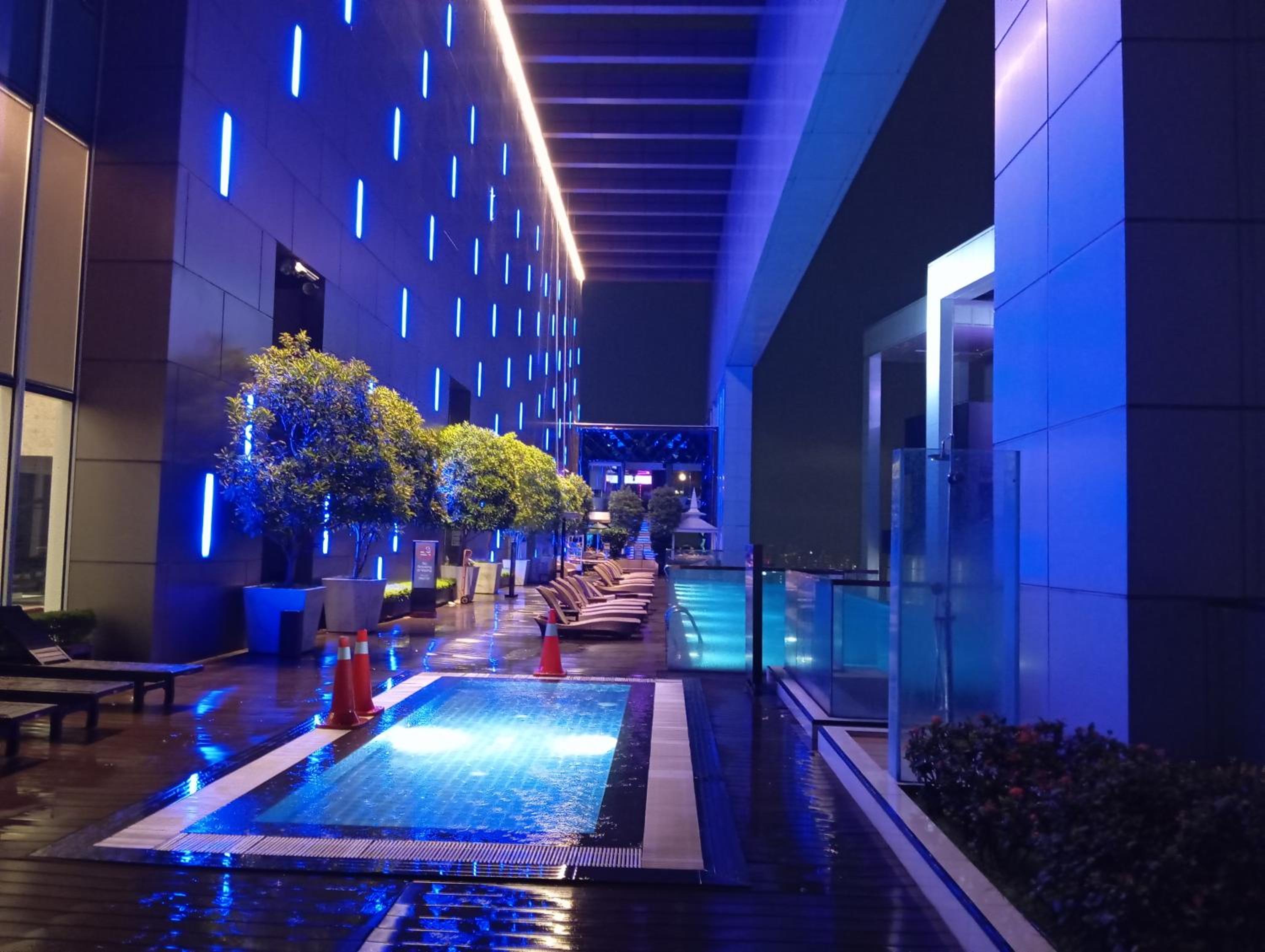 Platinum suites klcc by Fifty One