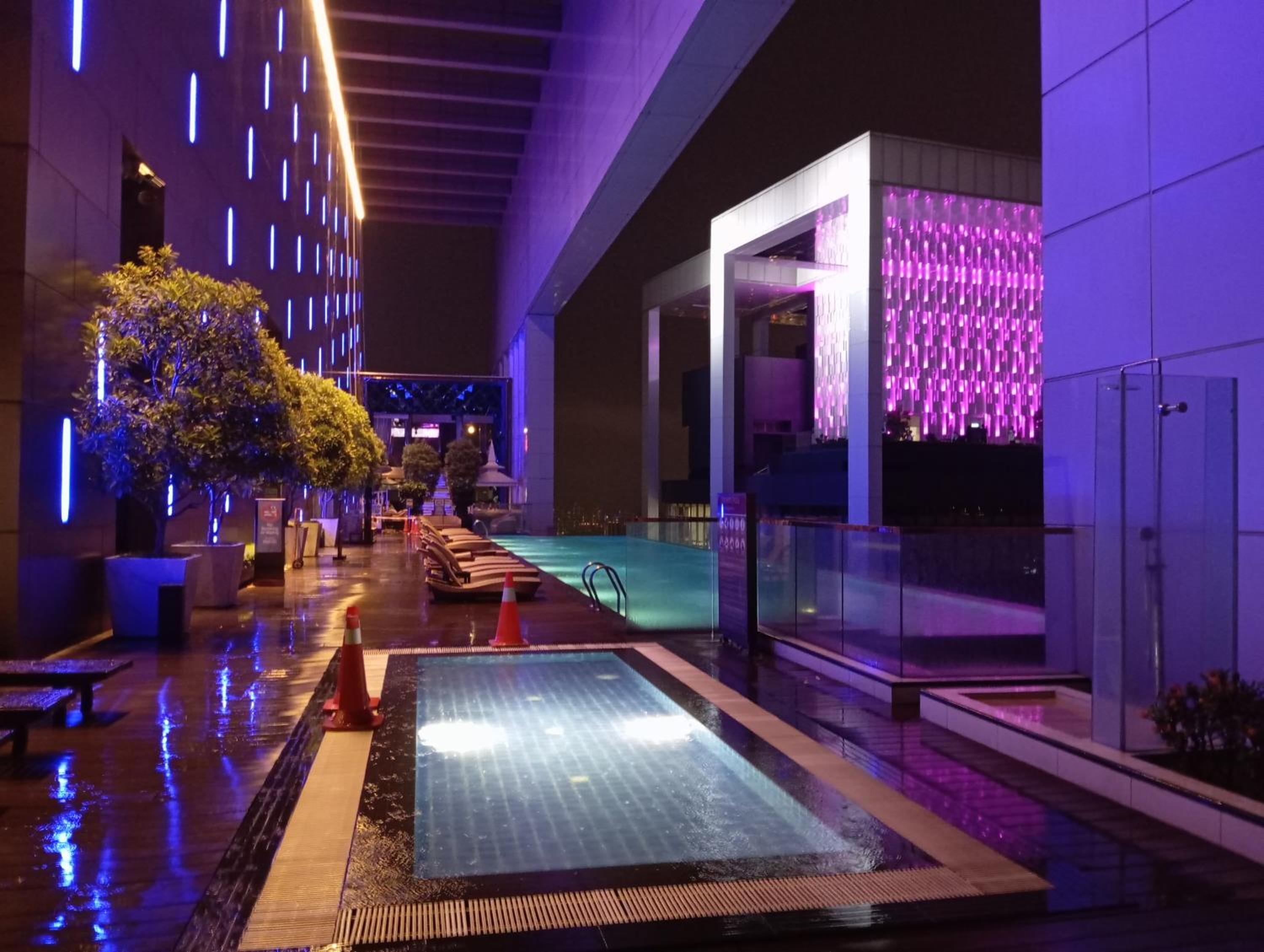 Platinum suites klcc by Fifty One
