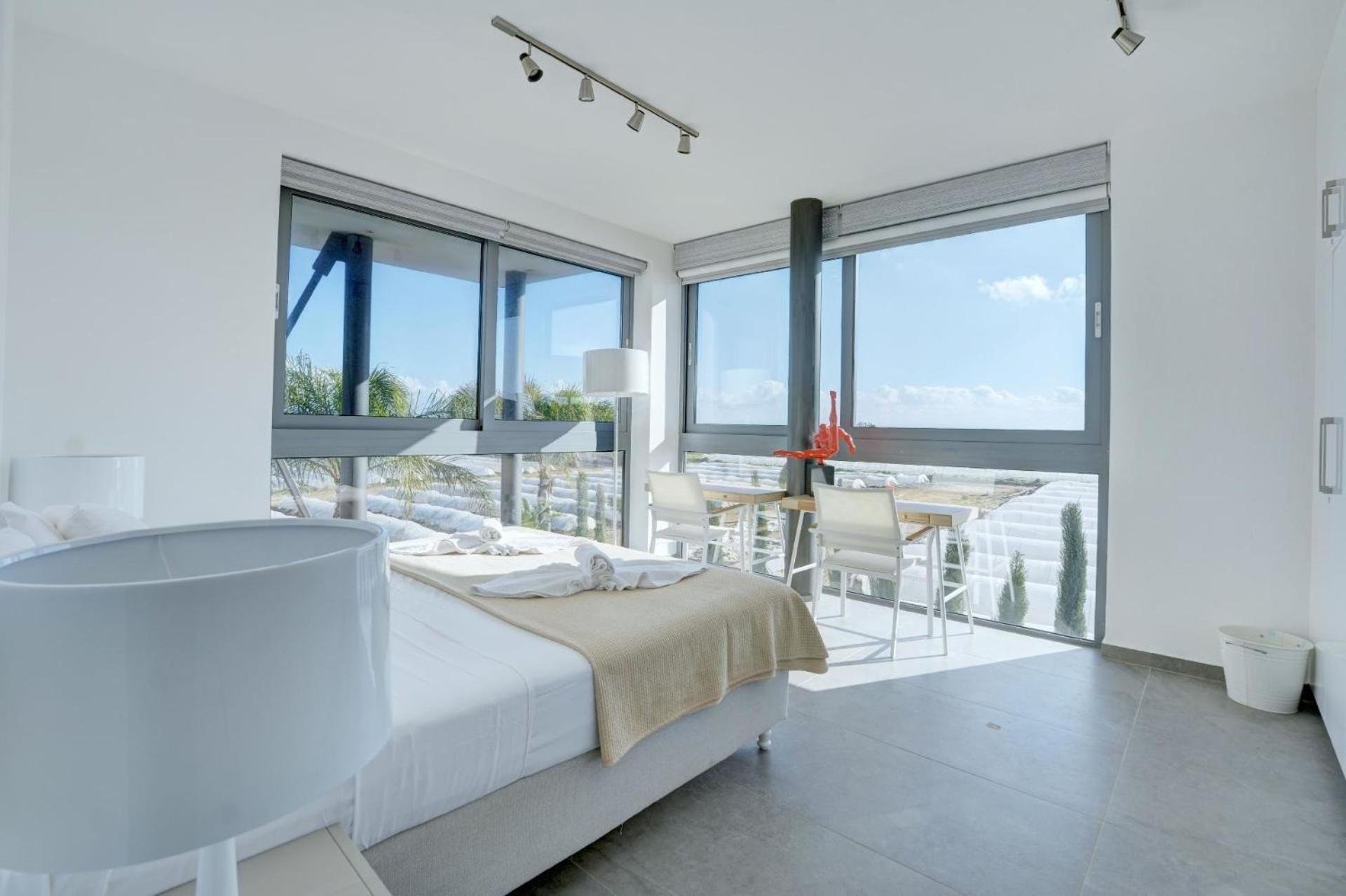 Ferienhaus mit Privatpool für 8 Personen ca 130 qm in Paralimni, Südküste von Zypern