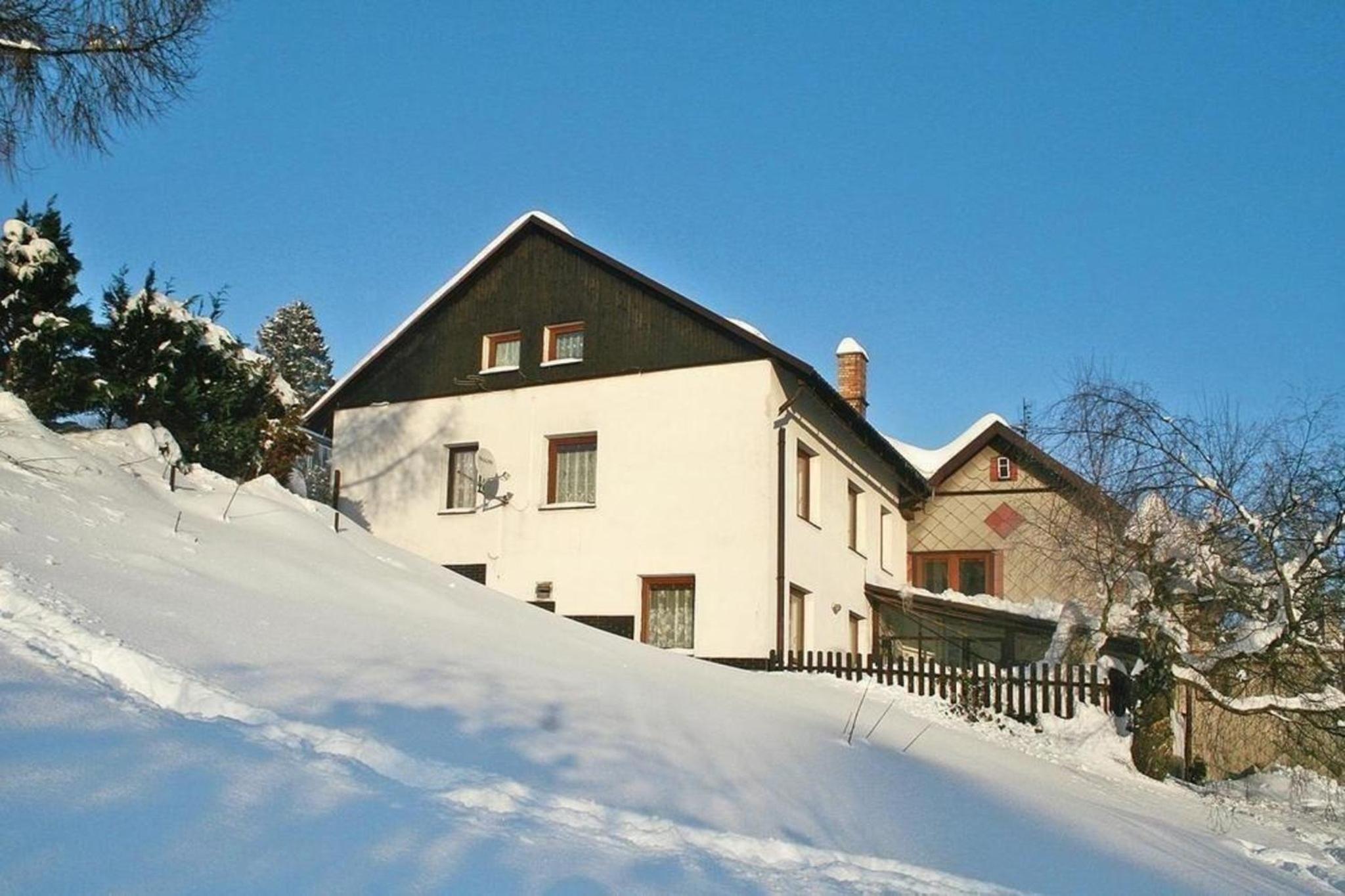Ferienhaus mit Privatpool für 10 Personen ca 240 qm in Smrzovka, Sudetengebirge Tschechien Riesengebirge Tschechien