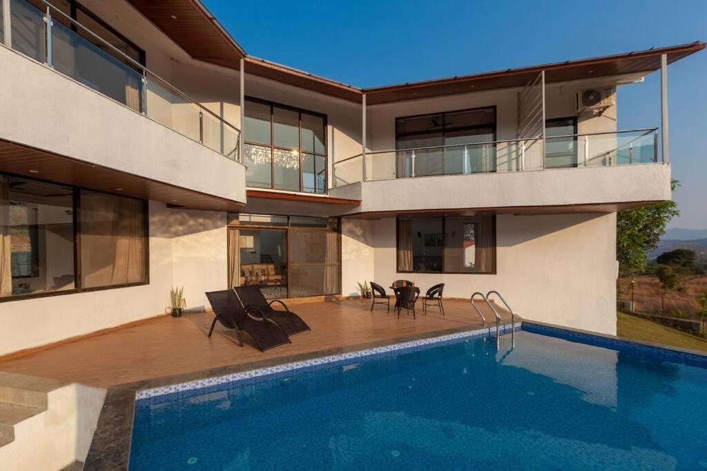 Vallys,in --Valley View with Infinity Pool view 4
