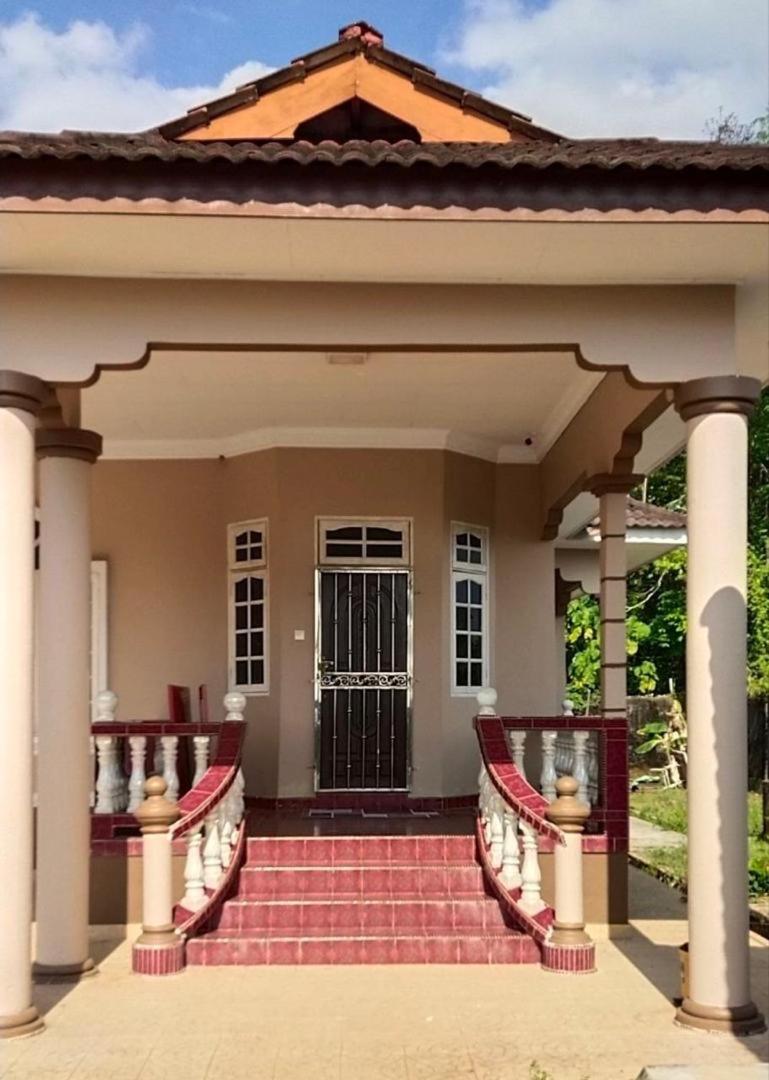 Sobey Laris Homestay Pasir Mas Town photo 6