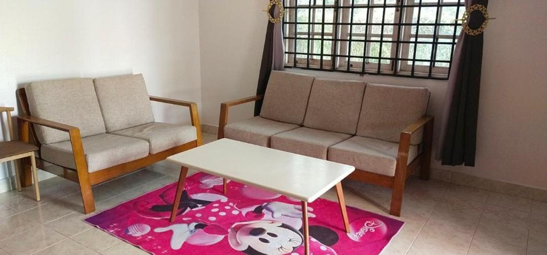 Sobey Laris Homestay Pasir Mas Town photo 7