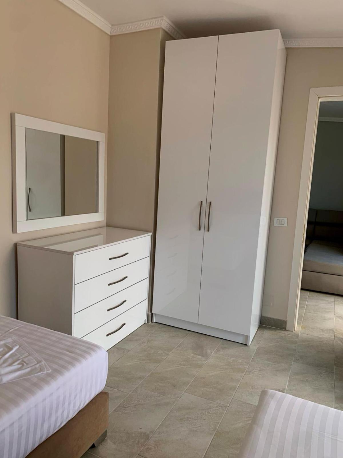 Armando Apartments