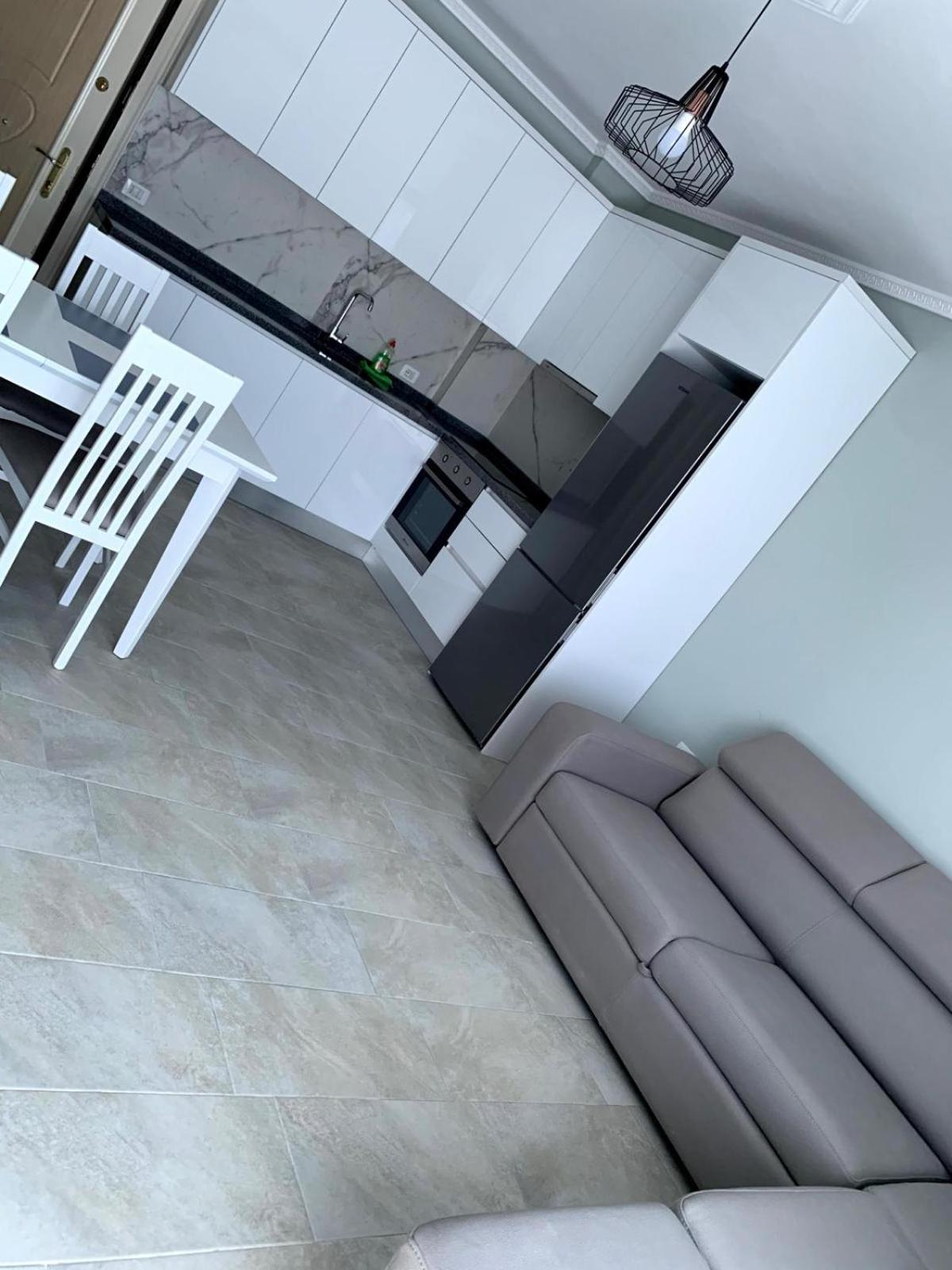 Armando Apartments