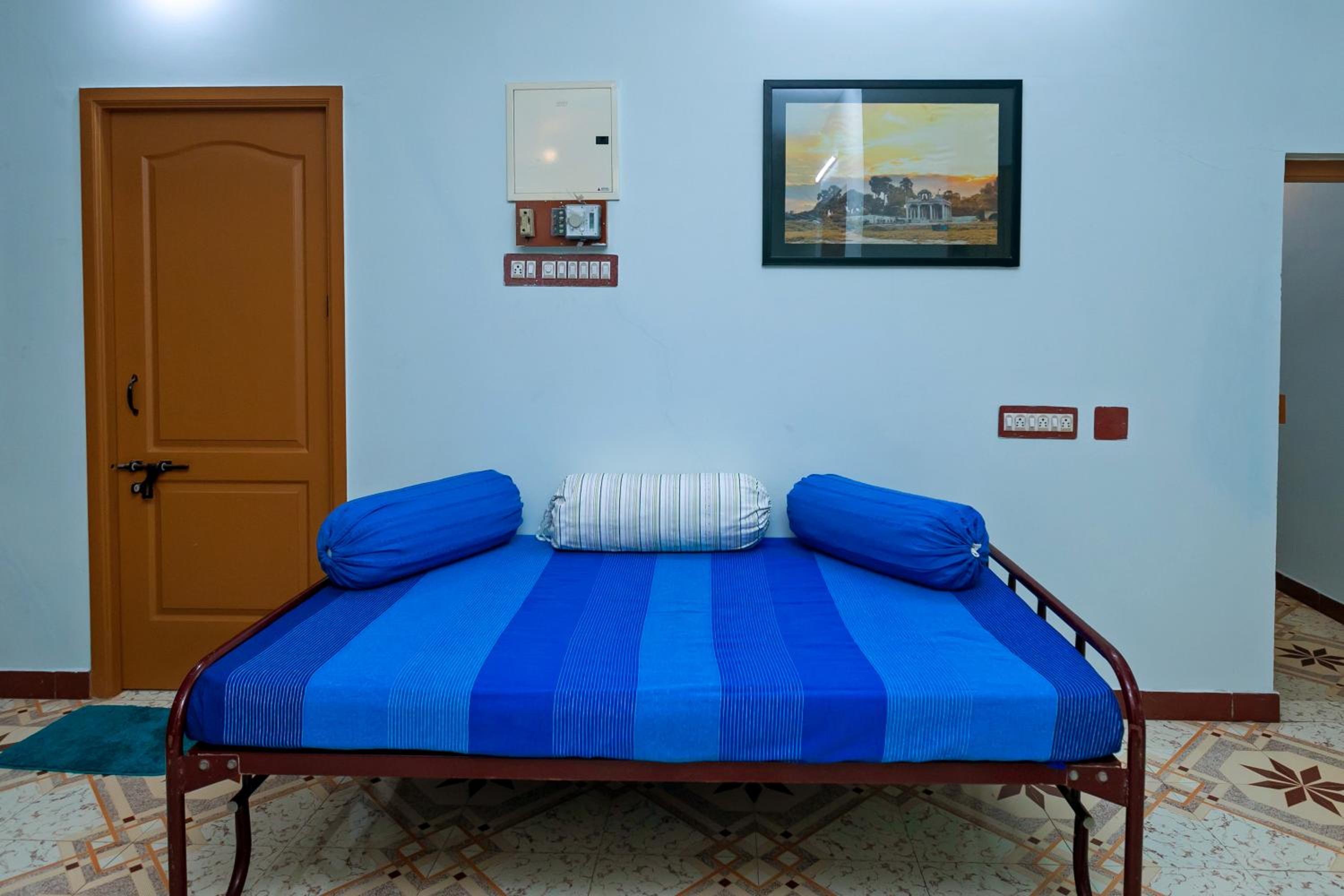 Casa Di Luna Near White Town view 2