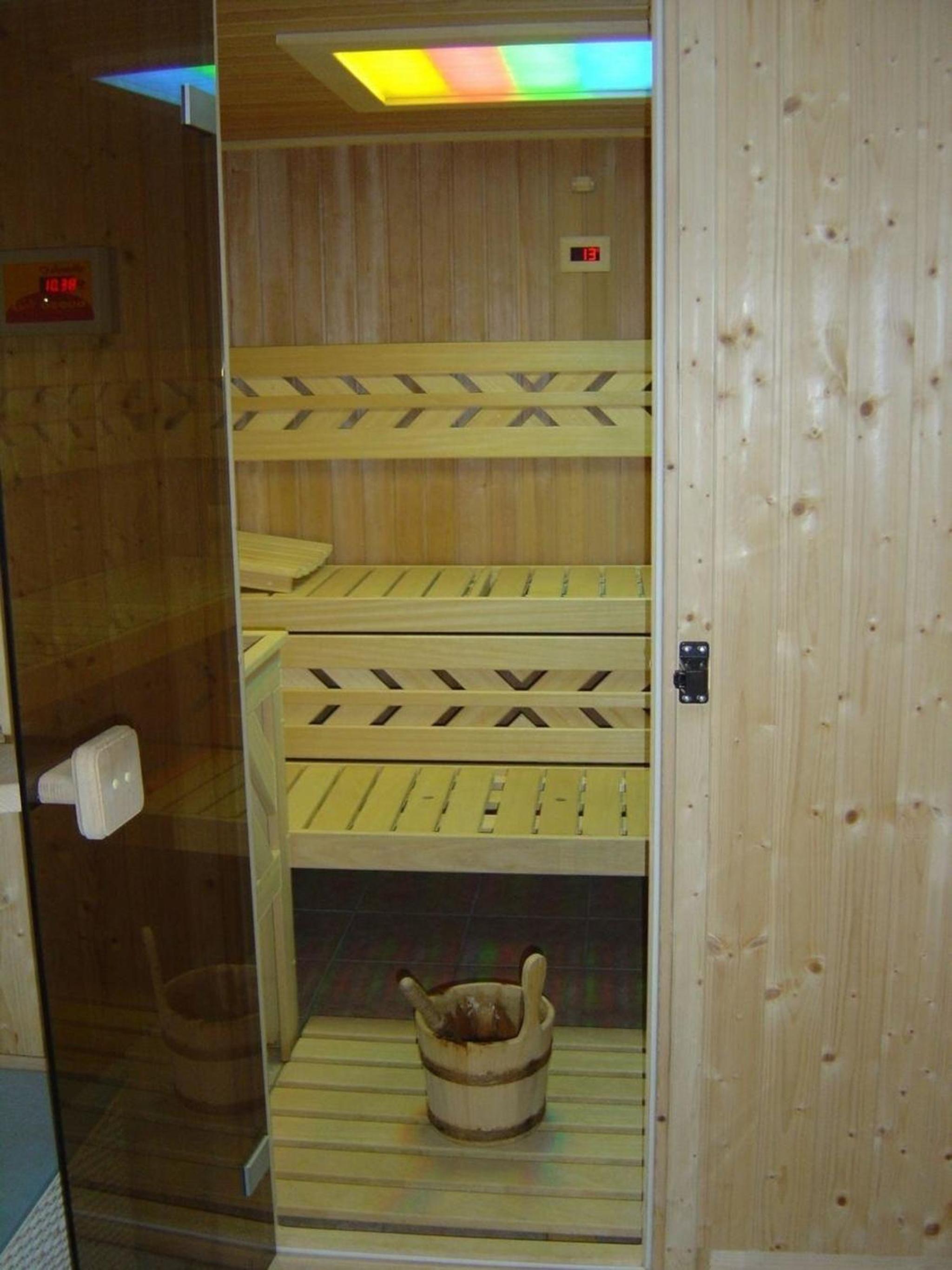 Ferienhaus mit Privatpool für 10 Personen ca 150 qm in Nachod, Böhmen Ostböhmen