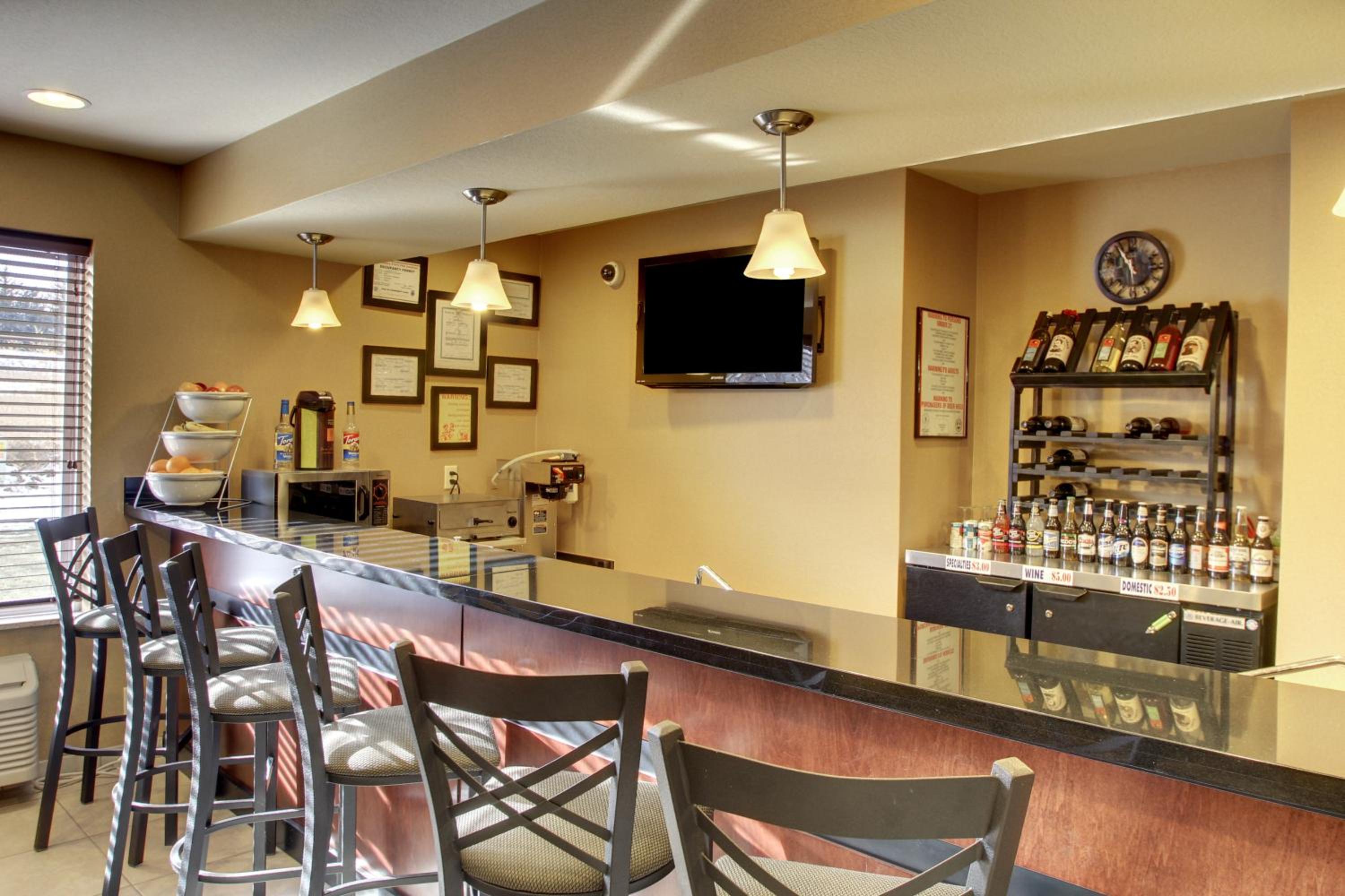 Cobblestone Inn & Suites - Hartington