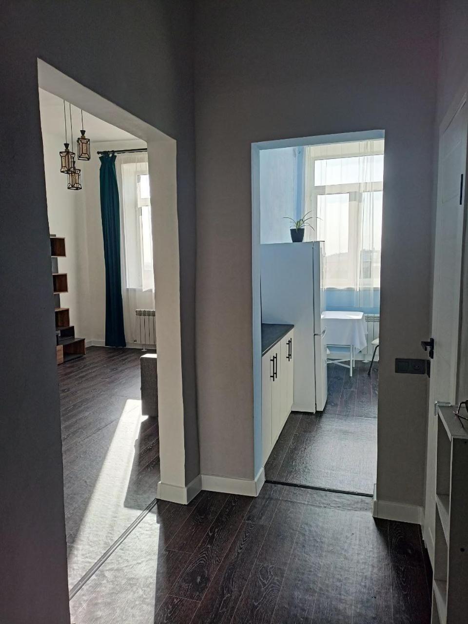West window apartment