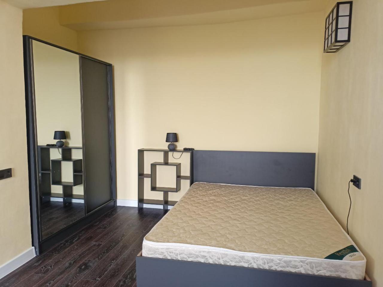 West window apartment