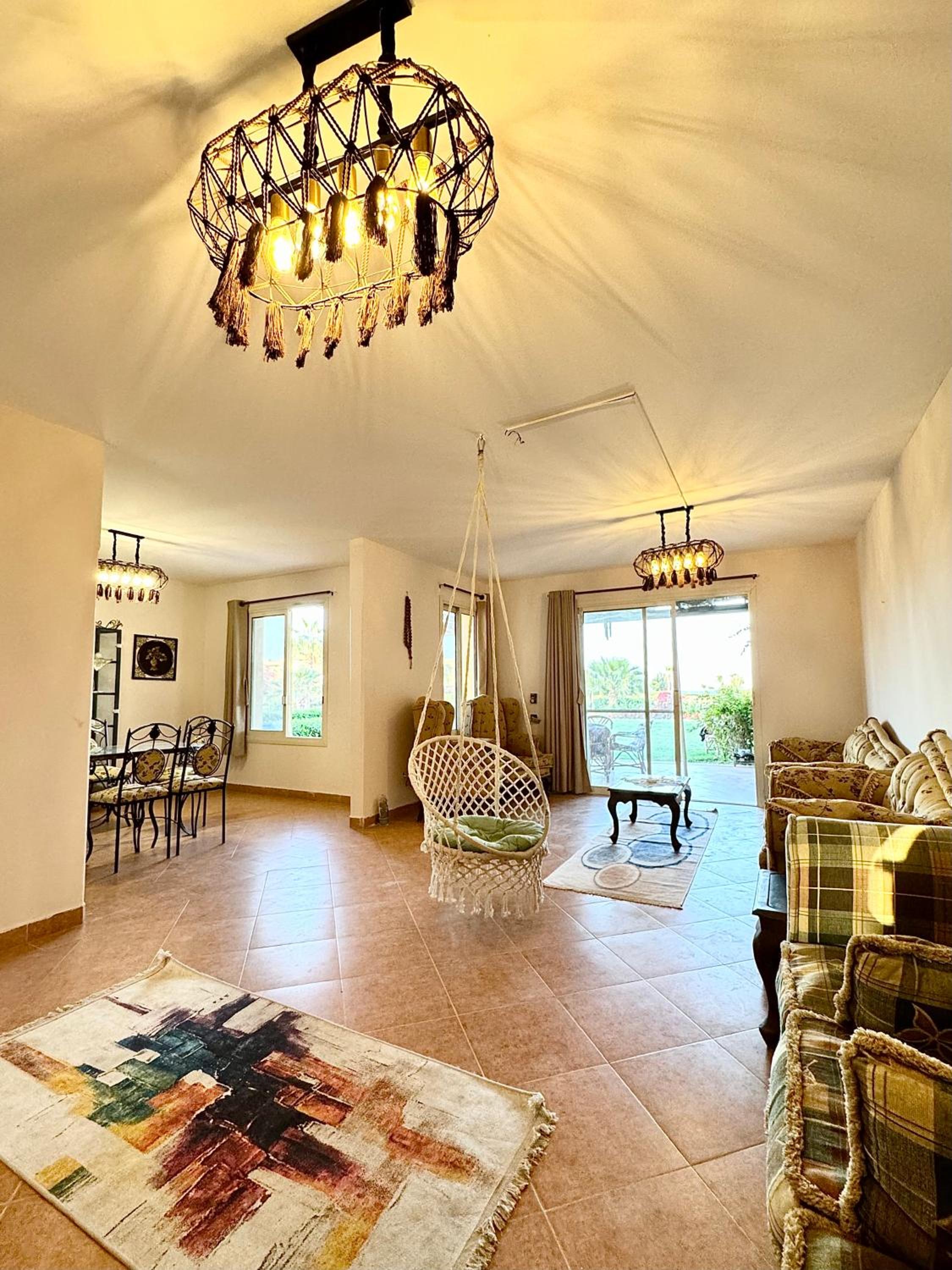 5-BR beachfront Villa on Red Sea - stunning view view 4