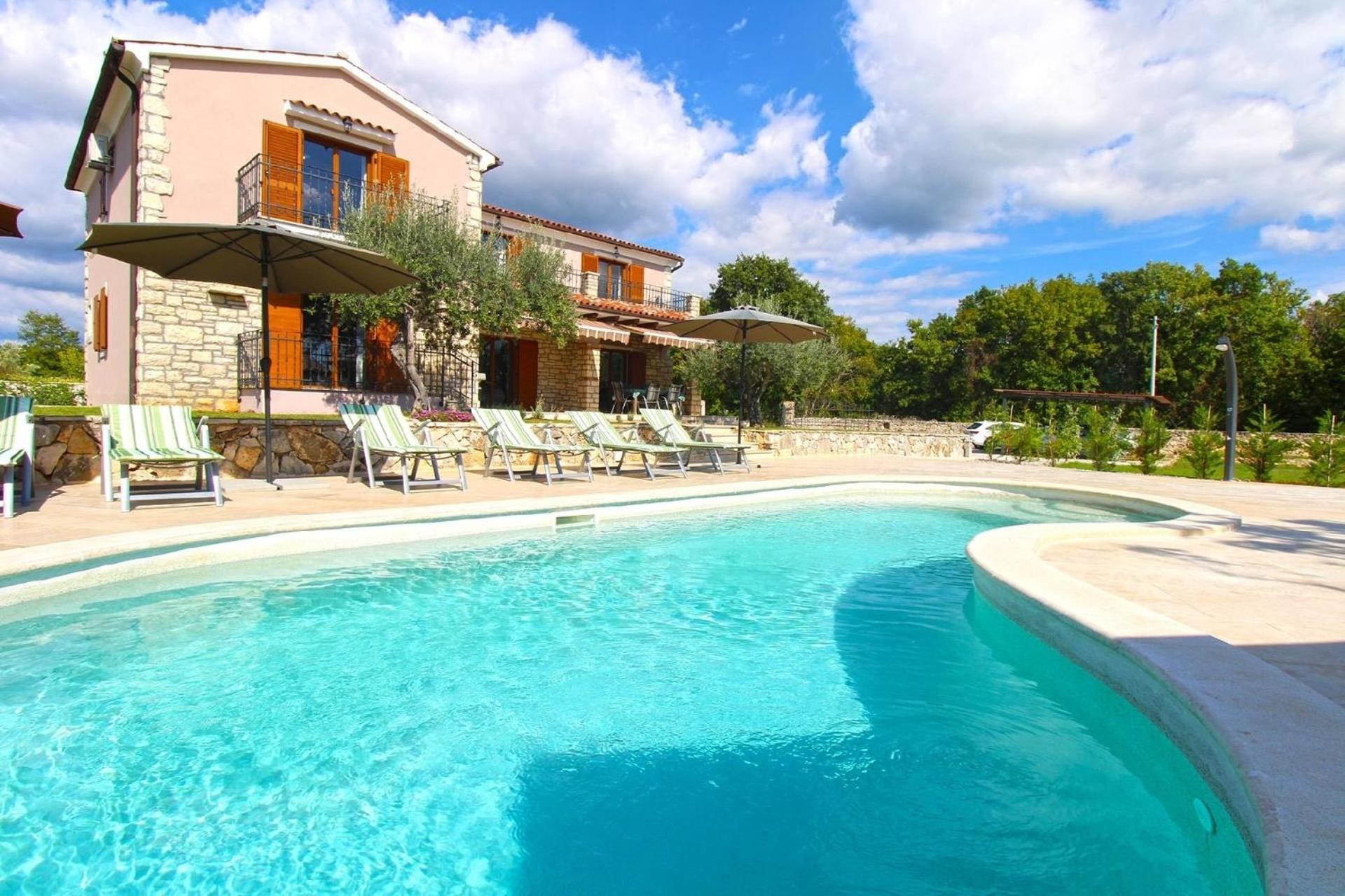 Ferienhaus mit Privatpool für 8 Personen ca 250 qm in Radetici, Istrien Binnenland von Istrien view 2