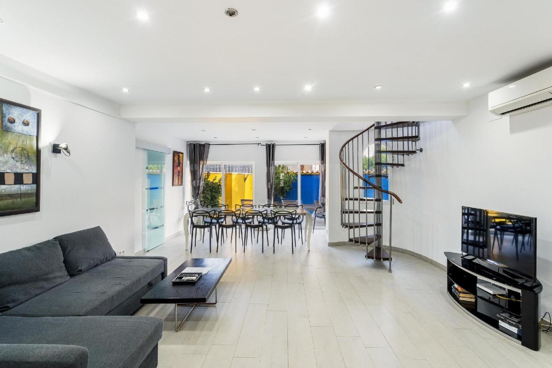 Ferienhaus mit Privatpool für 8 Personen ca 170 qm in Empuriabrava, Costa Brava Golf de Roses view 4
