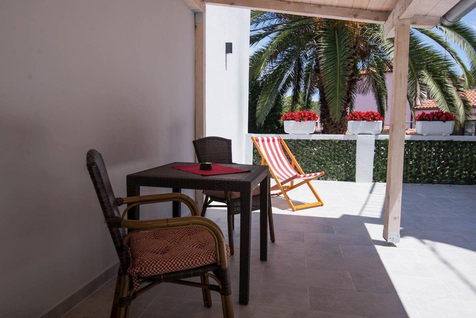 Schöne Wohnung In Veli Lošinj Mit Garten view 4