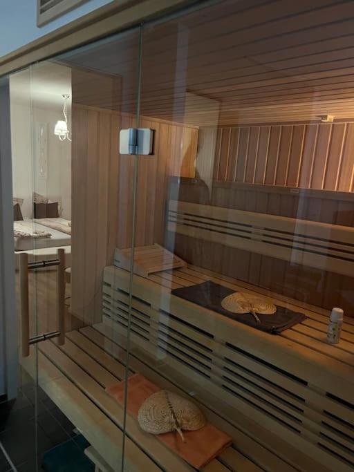 Luxuriöse Ferienwohnung mit Sauna und Whirlpool