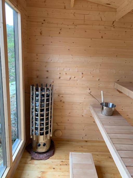 Kalles, skärgårdsidyll med utsikt över Hamnsundet