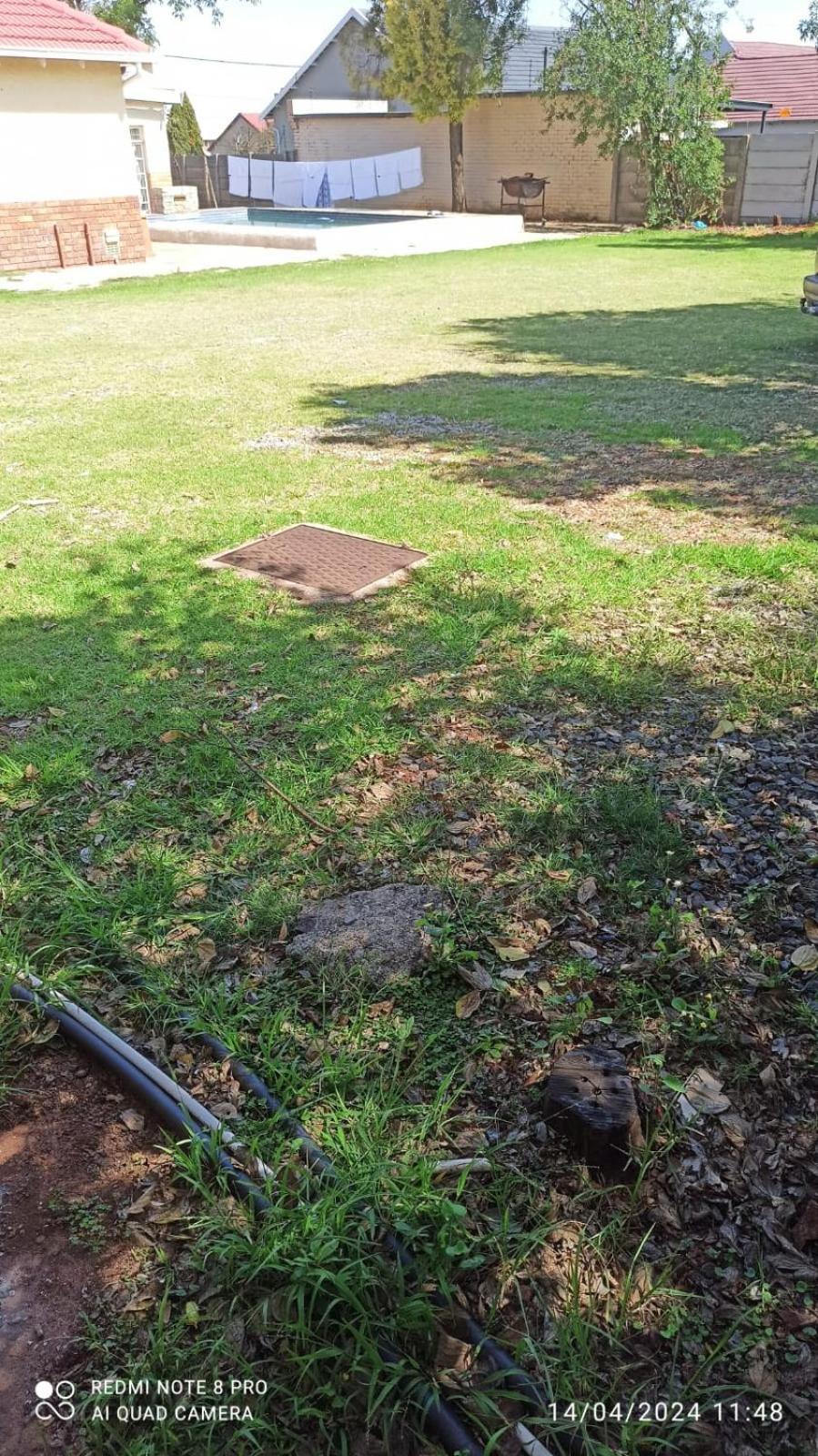 JOLLY'S PARK GUEST HOUSE view 4