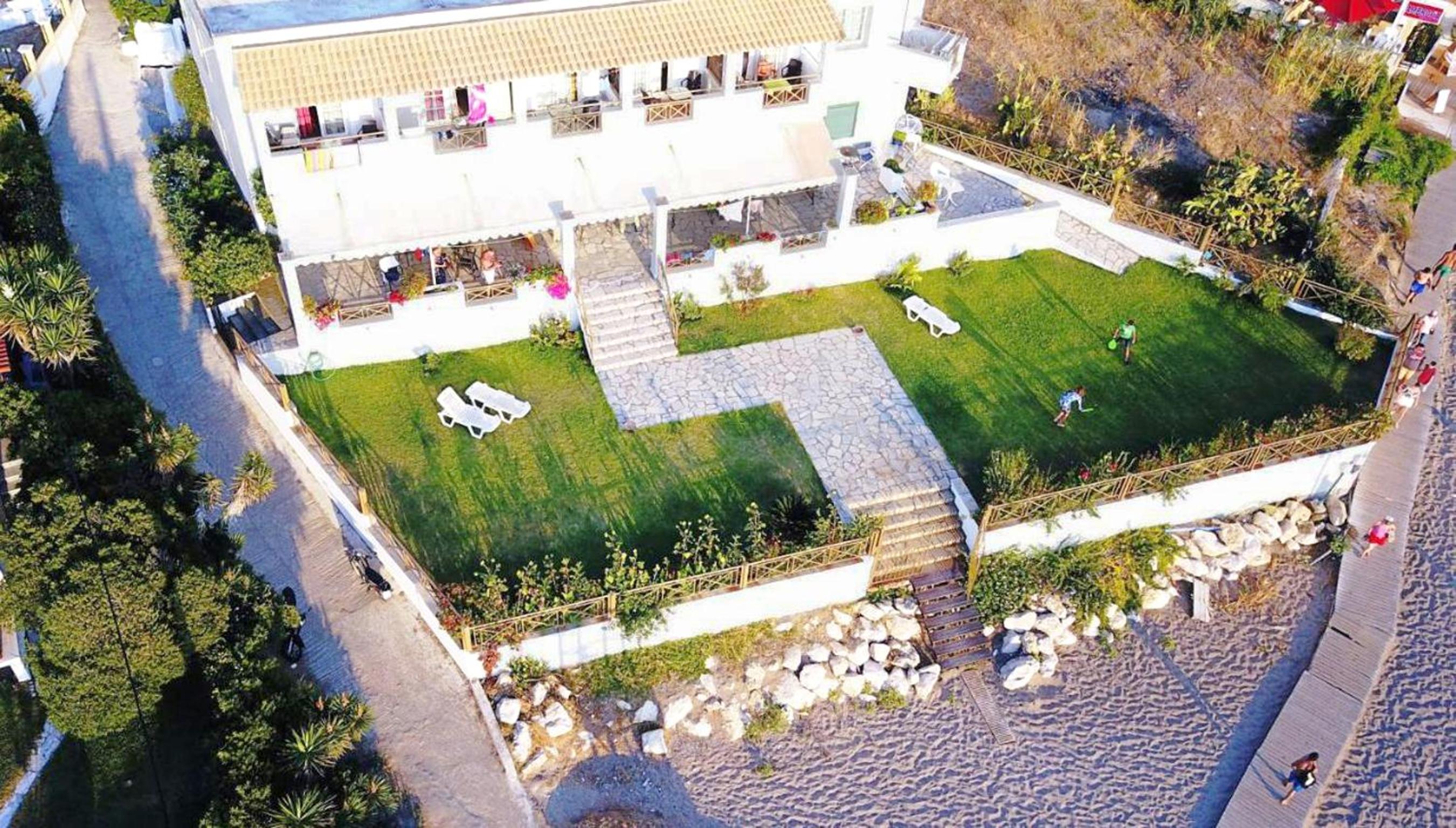 Beachfront Loft Apartment - Agios Gordios Corfu view 3