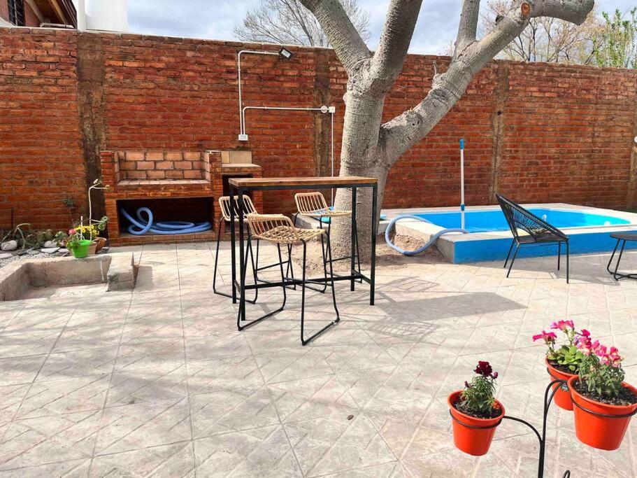 Complejo Wine Maipu: Piscina, Parrilla, Bicis