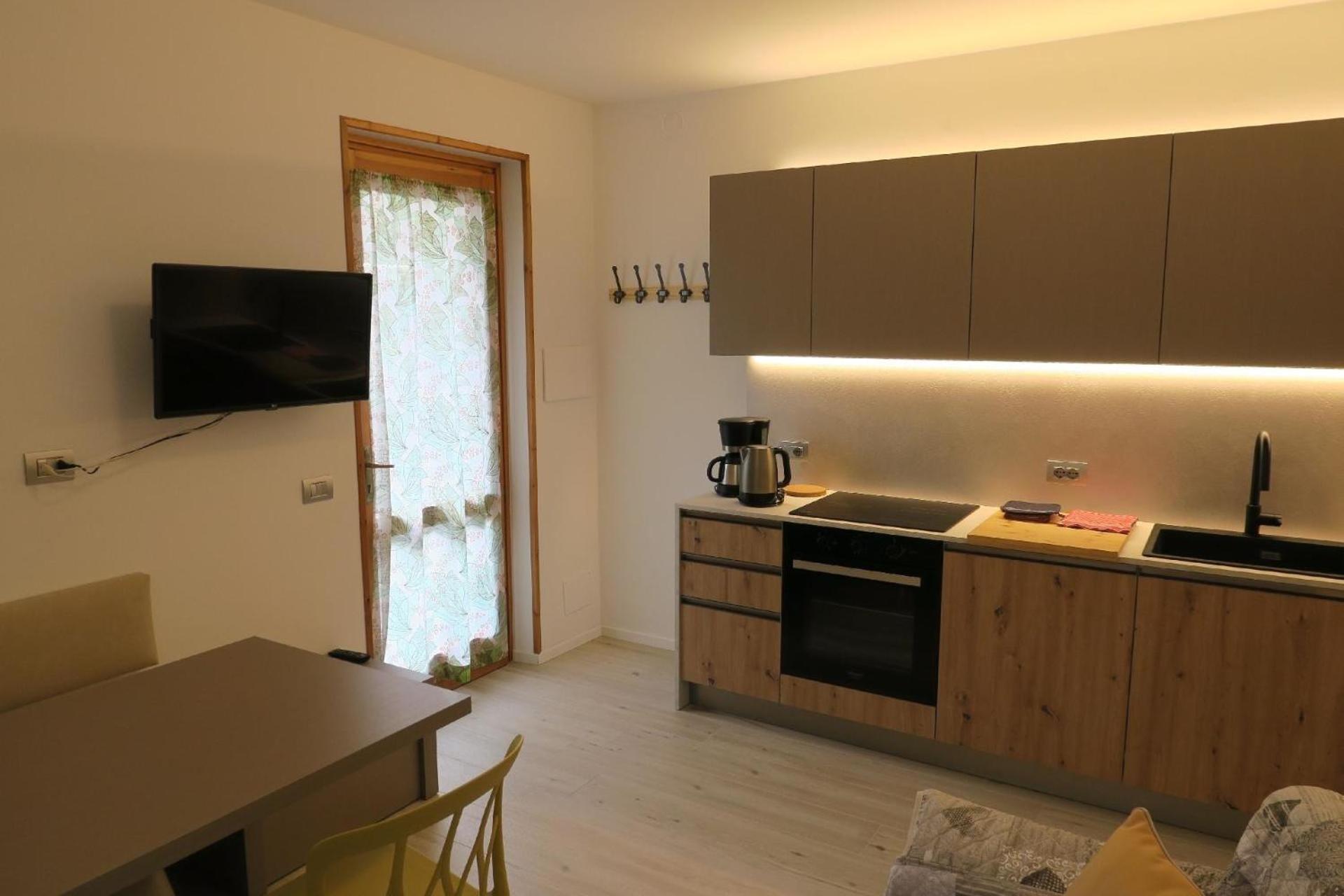 Ferienwohnung für 2 Personen 2 Kinder ca 40 qm in Pur-Ledro, Trentino Ledrosee