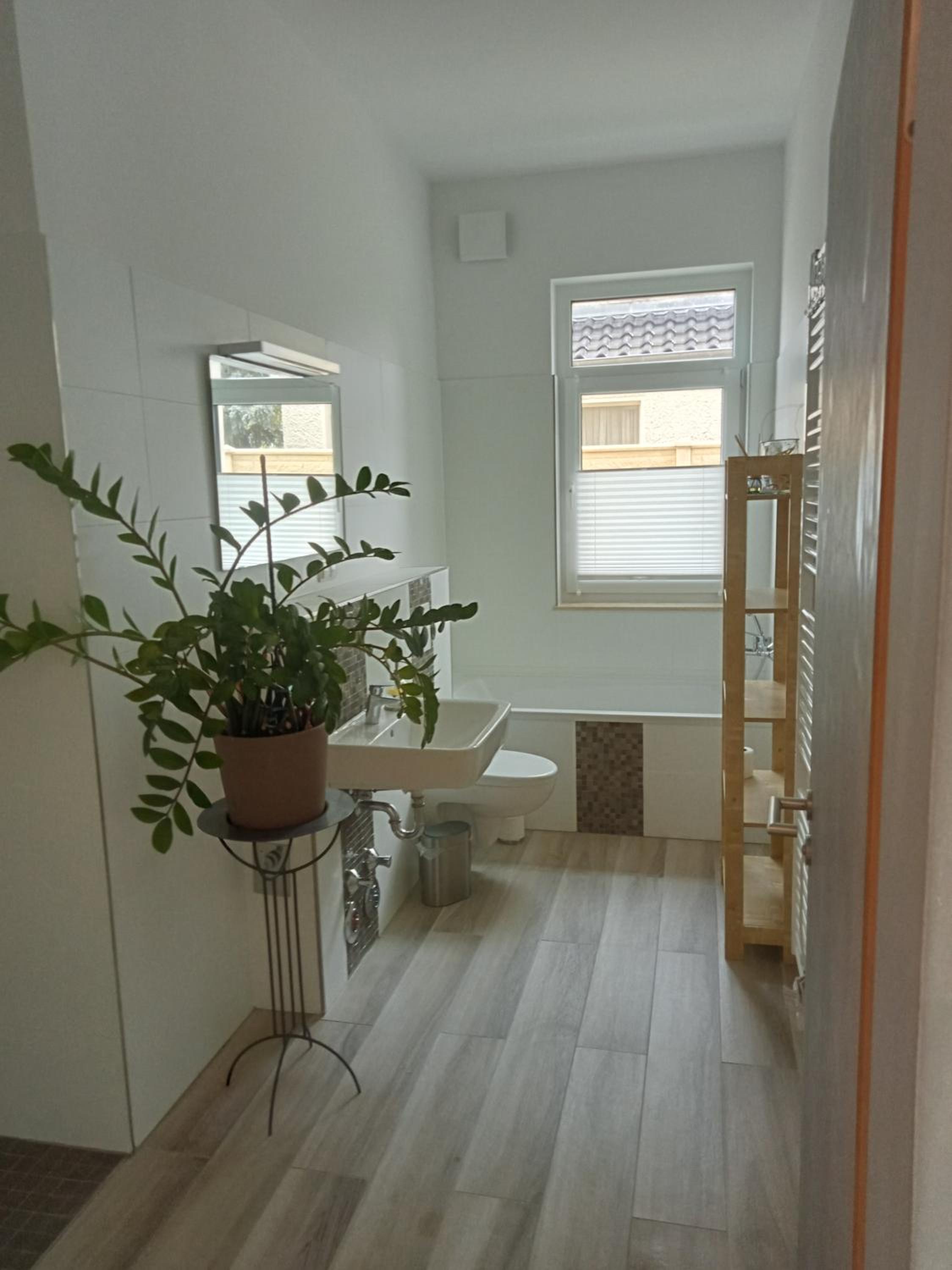 Ruhiges Apartment mit Terrasse und kostenlosem Parkplatz, ideal für Berlin-Besucher, Stadtgrün 1