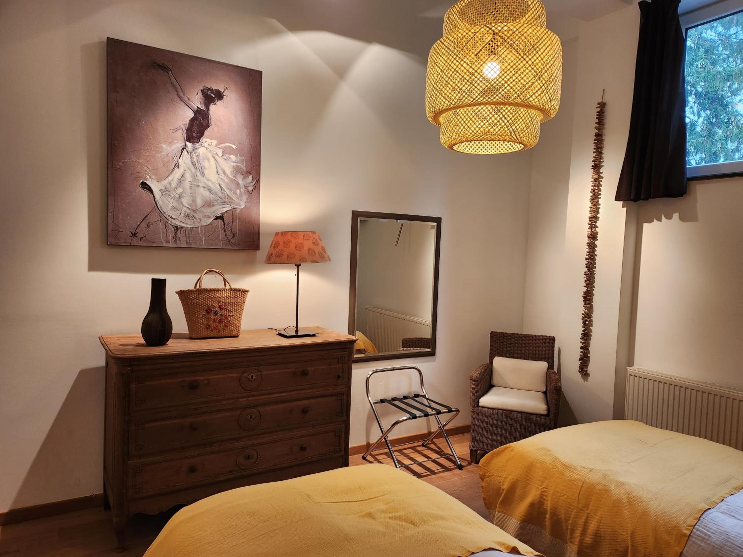 Superbe loft de caractère avec garage à 10' du centre