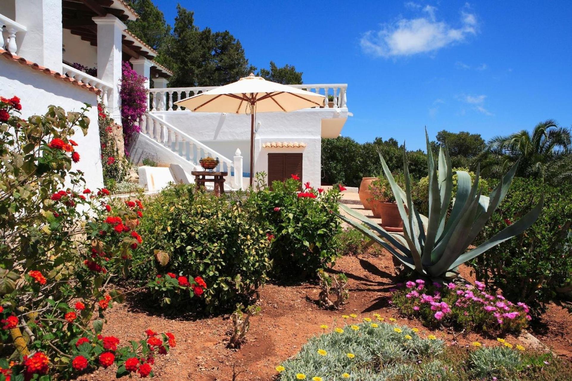 Villa mit Meerblick und eigenem Pool