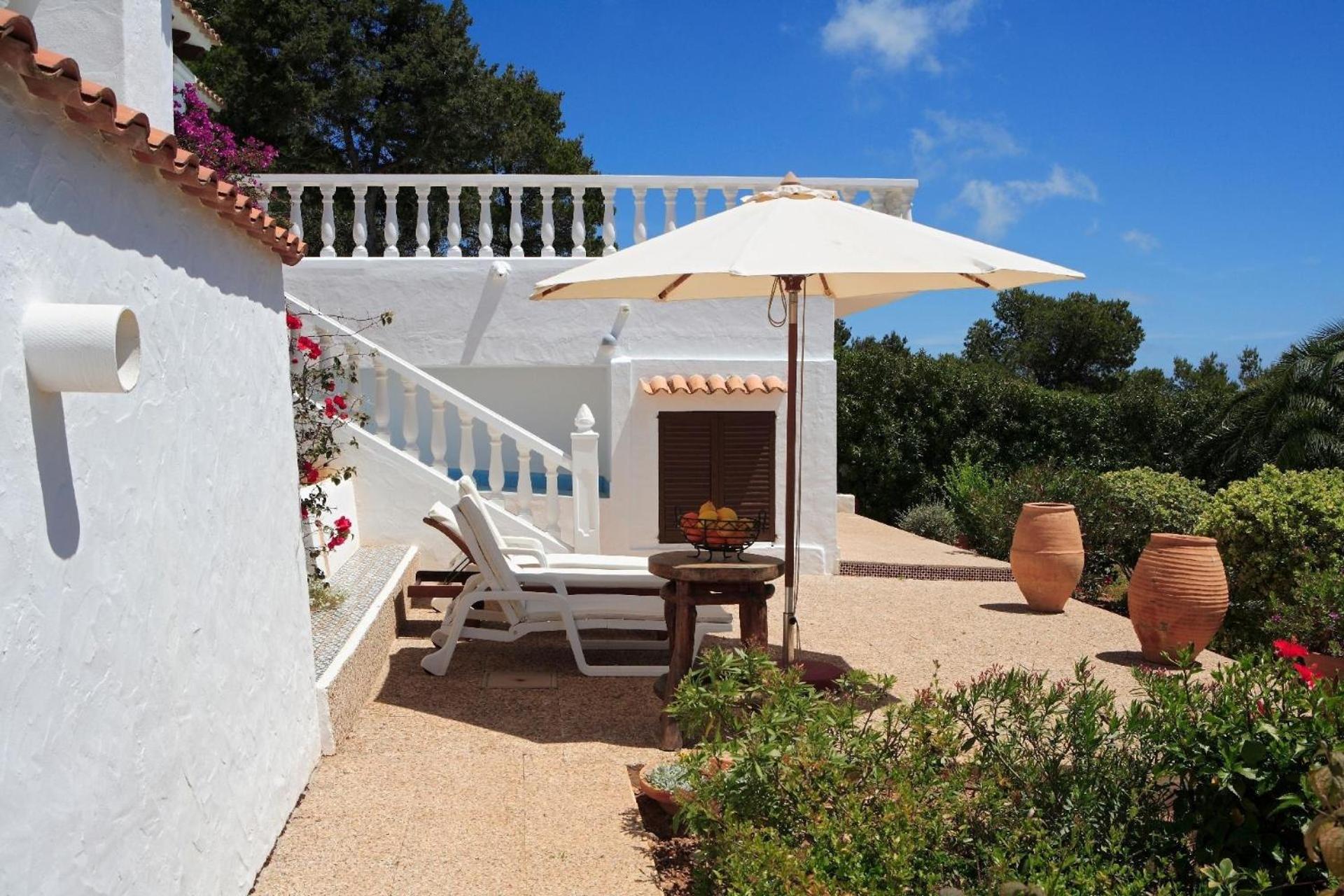 Villa mit Meerblick und eigenem Pool