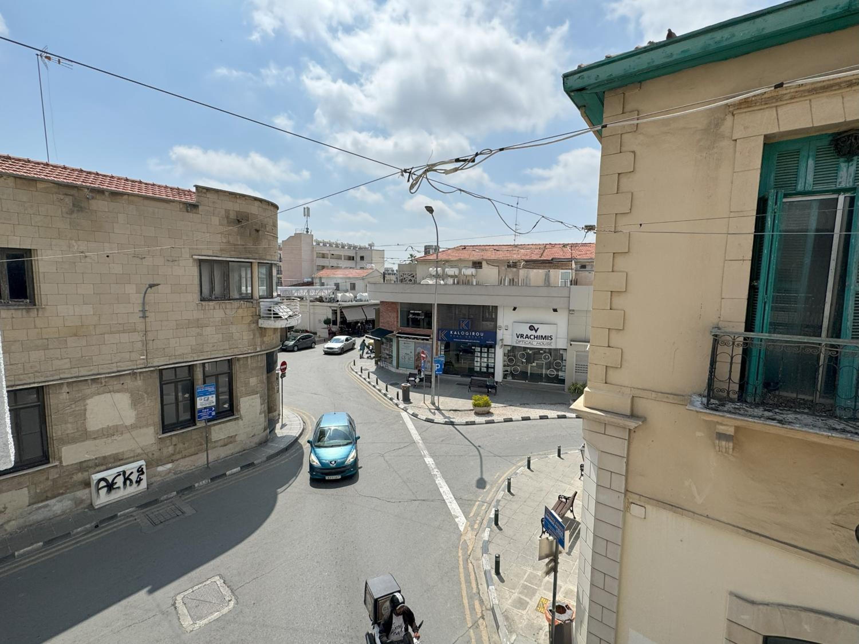Palmbeach Larnaka Finikoudes - 1min to beach