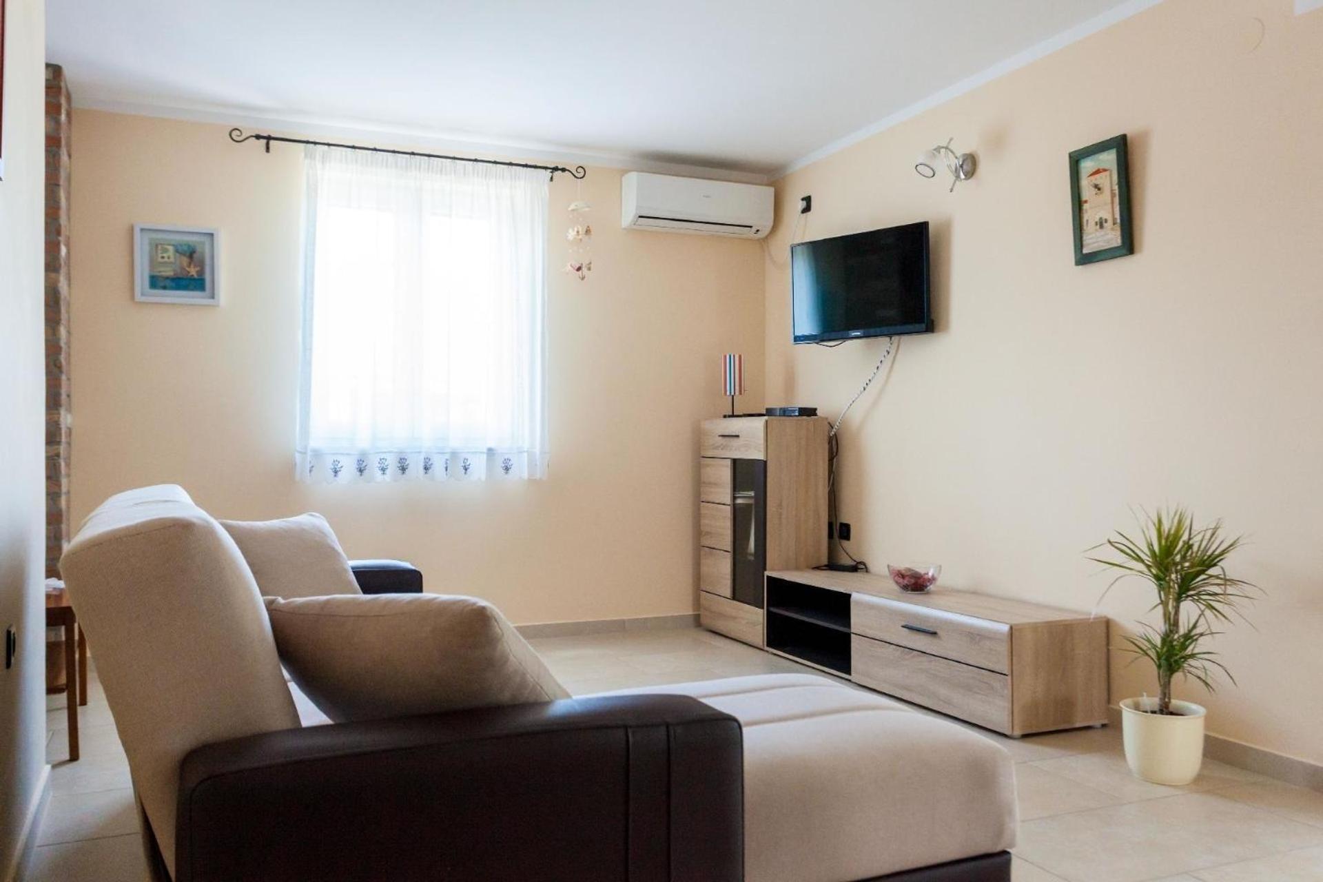 Ferienwohnung für 4 Personen ca 90 qm in Porat, Kvarner Bucht Krk view 4