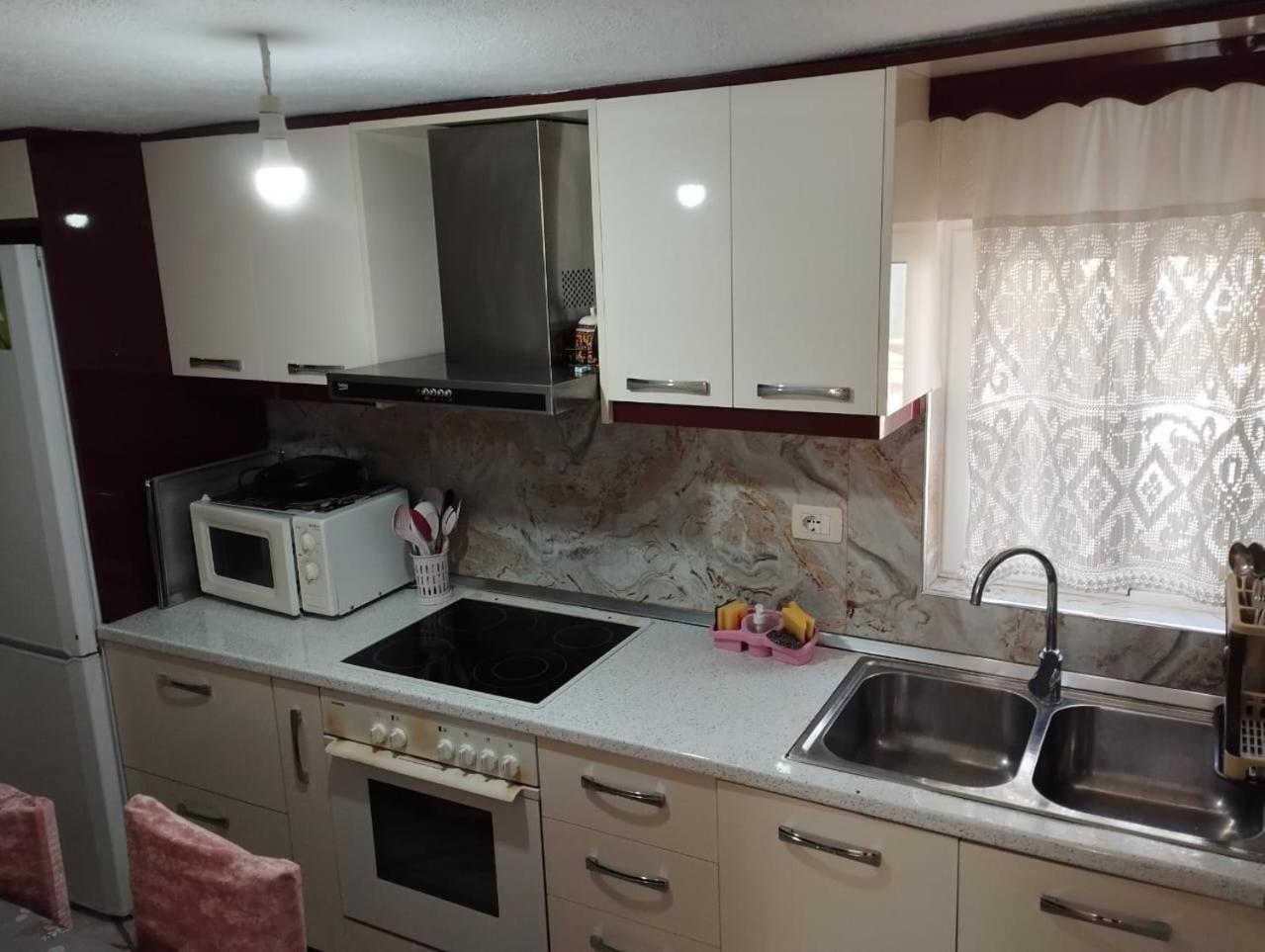 RONDO Guesthouse
