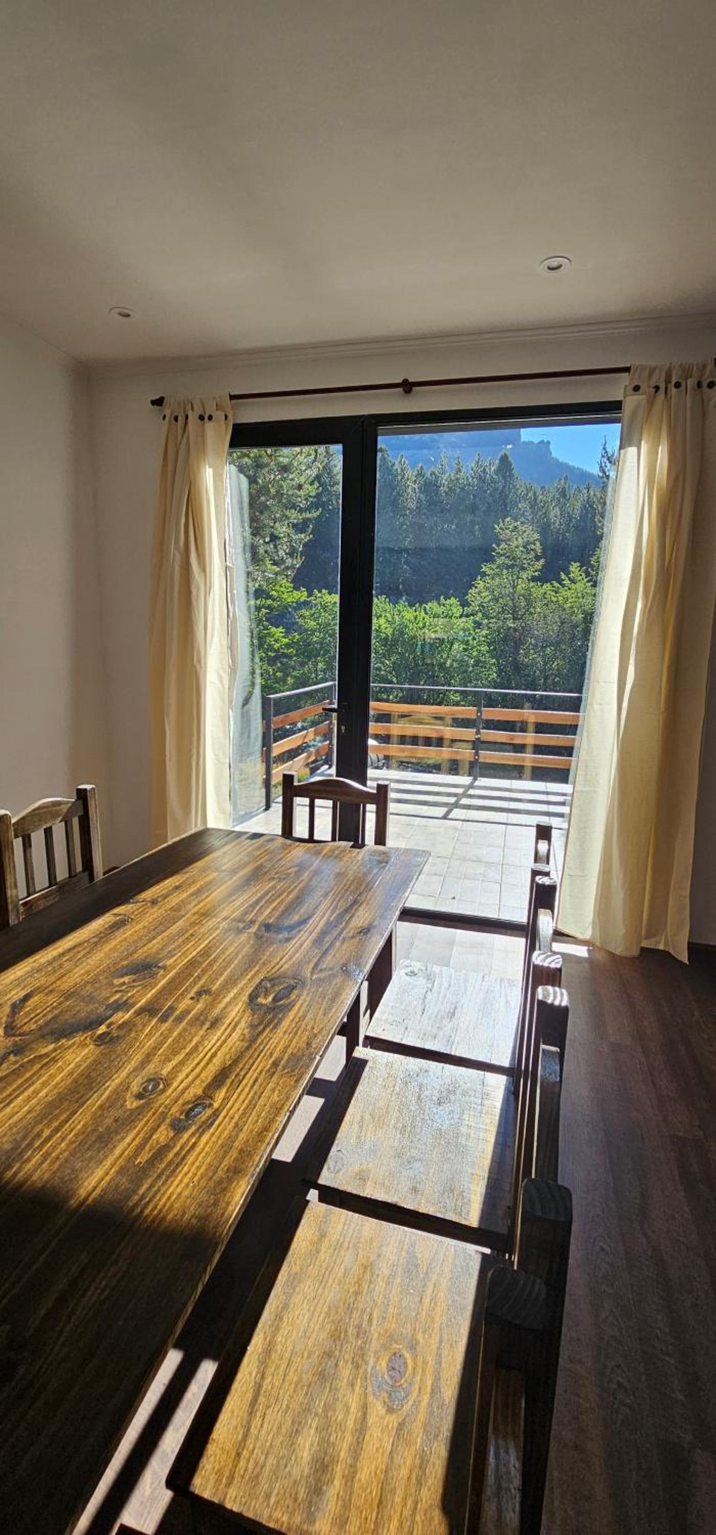 Casa del Río CON 3 DORMITORIOS Y 2 BAÑOS