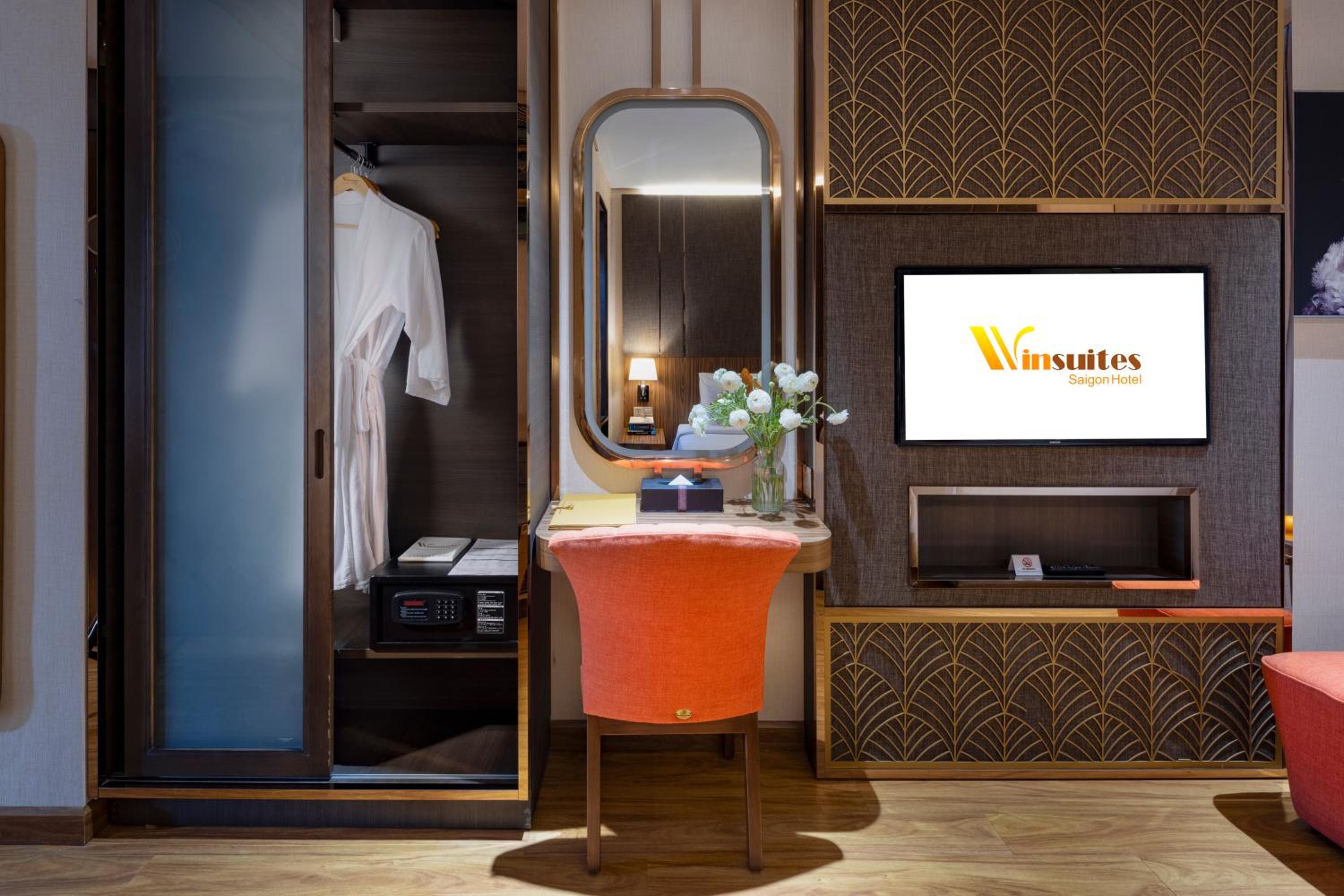 Winsuites Sai Gon Hotel 48
