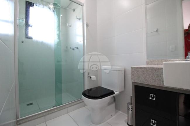 Apto no Cabral em Curitiba com 3 quartos varanda piscina arcondicionado e 2 vagas de garagem