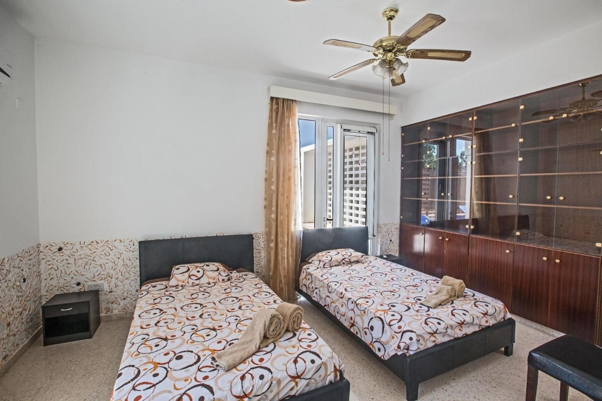 Ferienhaus mit Privatpool für 8 Personen ca 160 qm in Agia Napa, Südküste von Zypern