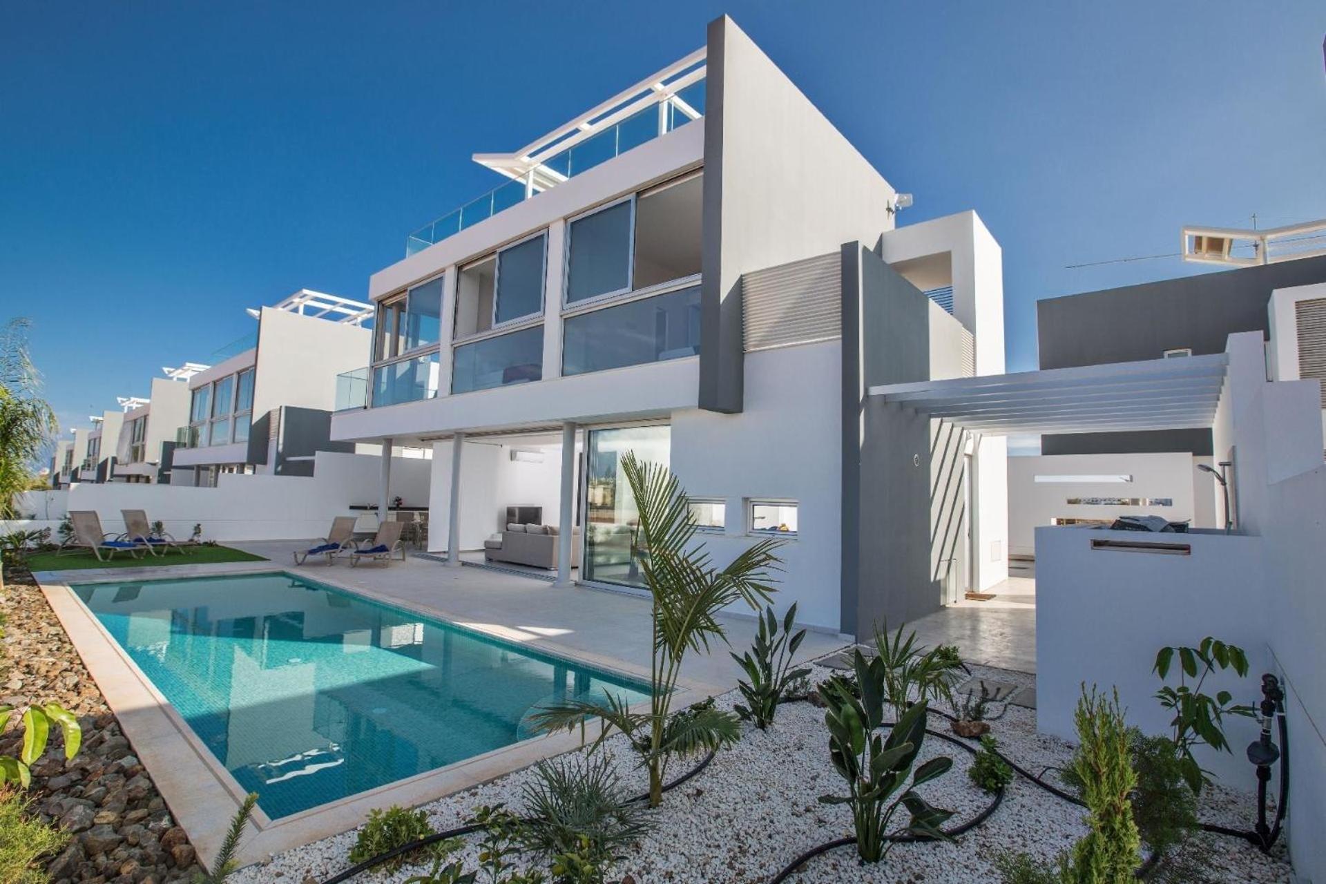 Ferienhaus mit Privatpool für 7 Personen ca 137 qm in Pernera, Südküste von Zypern